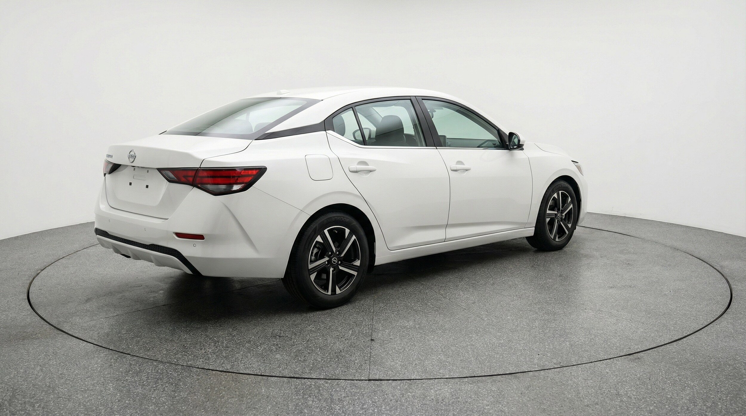 Thumbnail: 2025 Nissan Sentra - 9