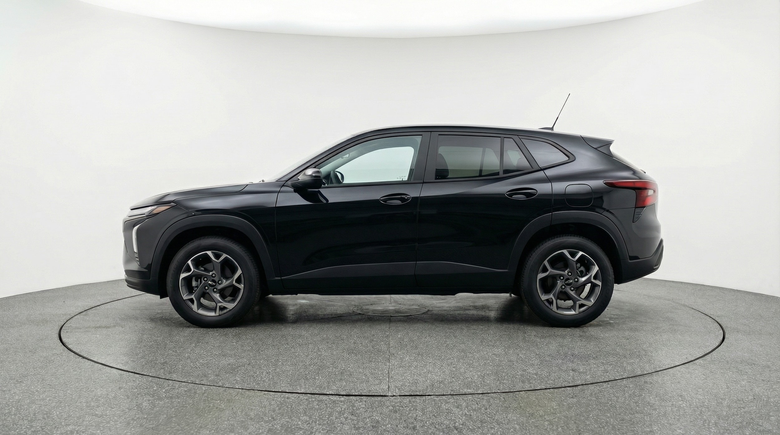 Thumbnail: 2025 Chevrolet Trax - 4