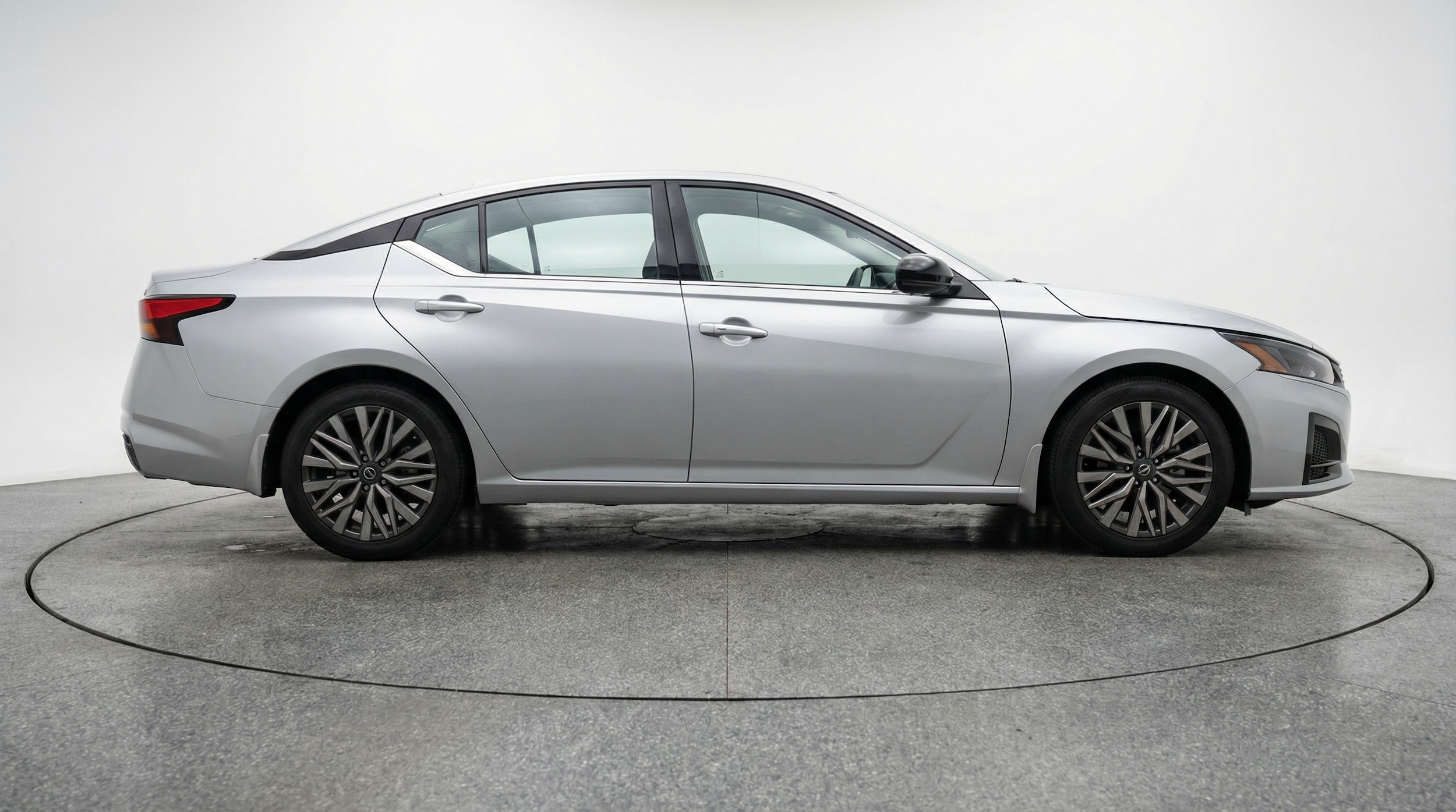 Thumbnail: 2025 Nissan Altima - 8