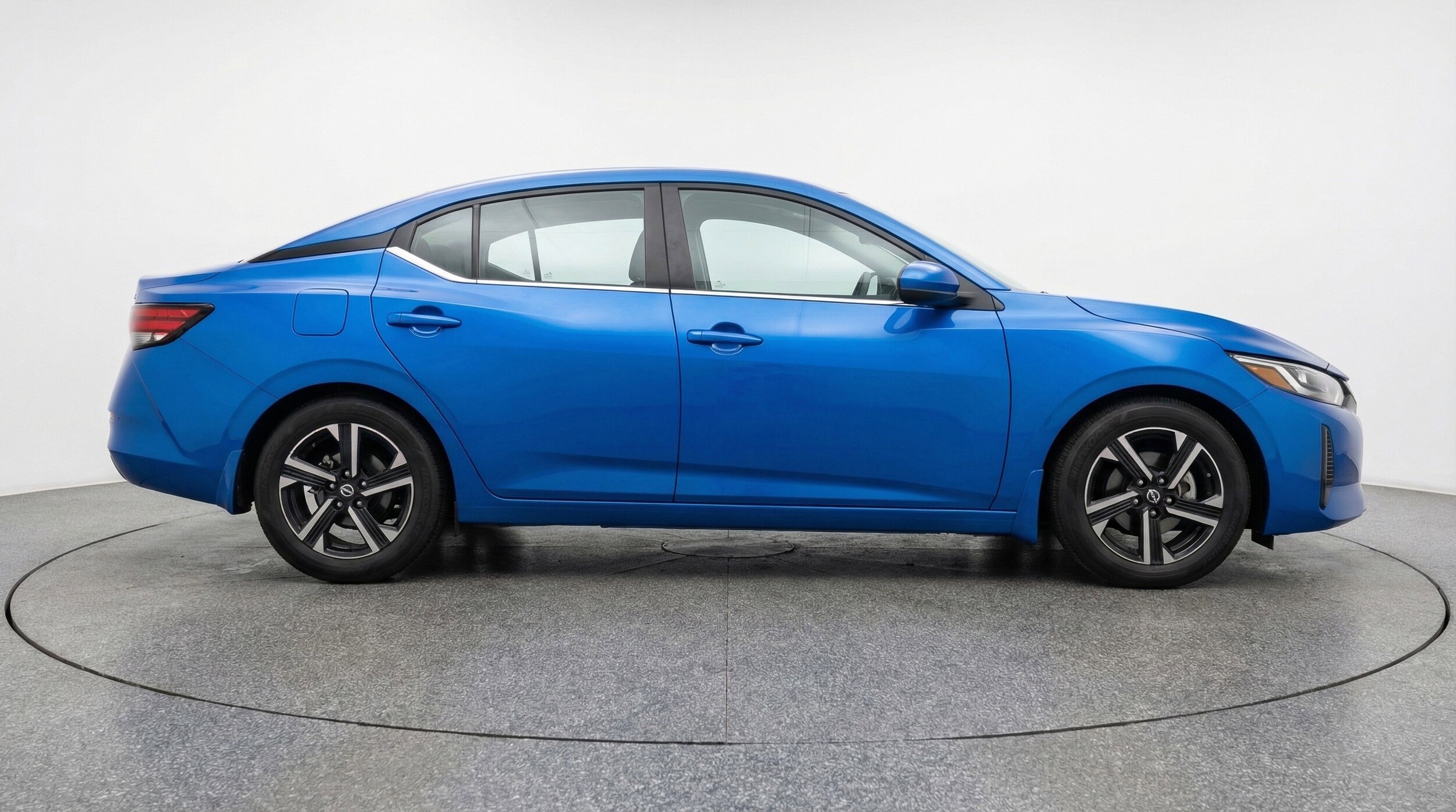 Thumbnail: 2025 Nissan Sentra - 11