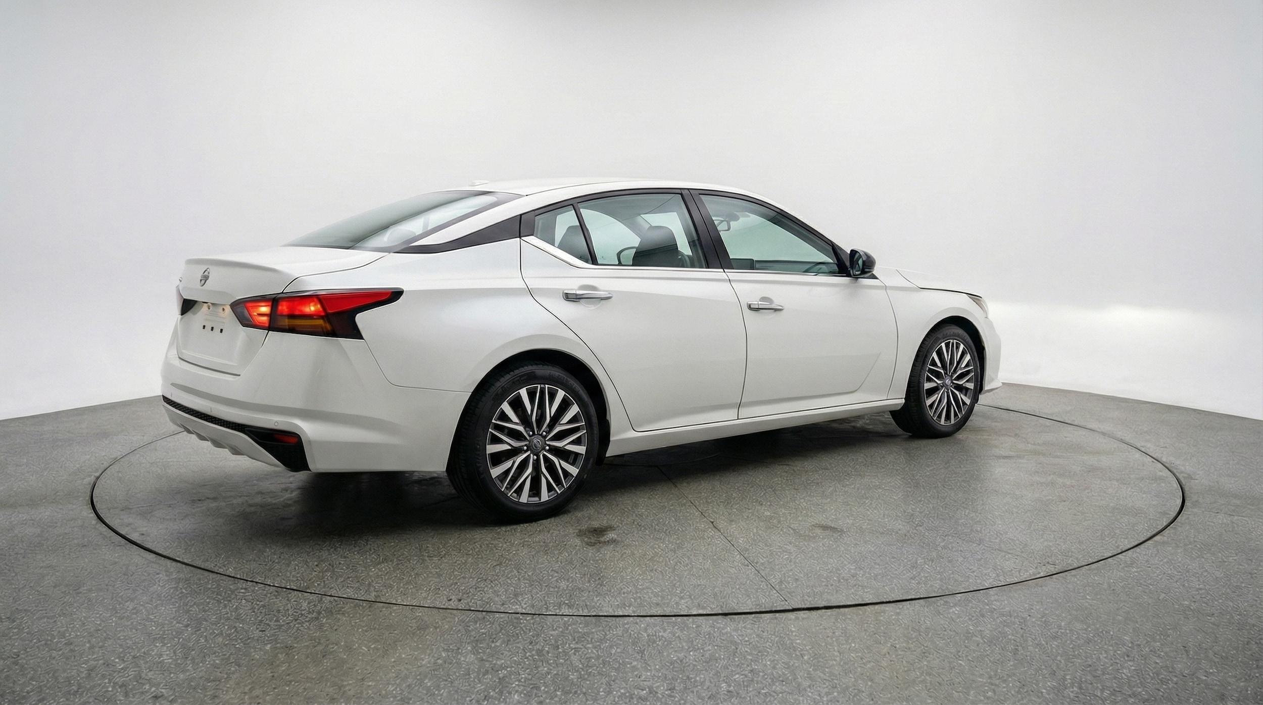 Thumbnail: 2025 Nissan Altima - 7