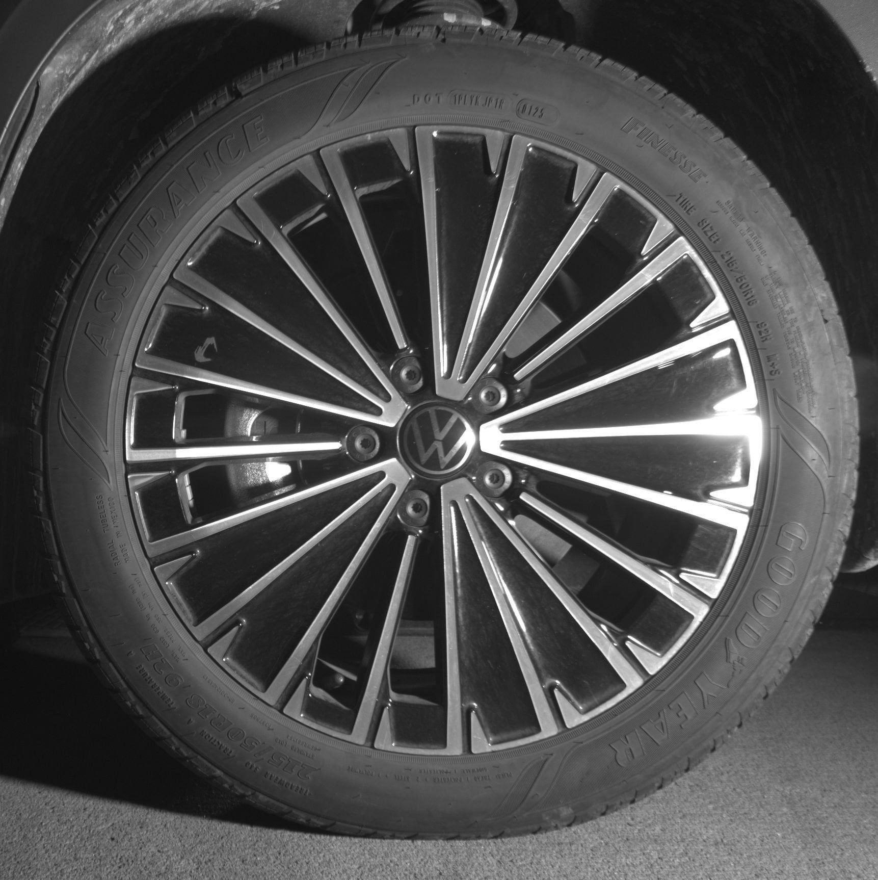 Thumbnail: 2025 Volkswagen Taos - 12