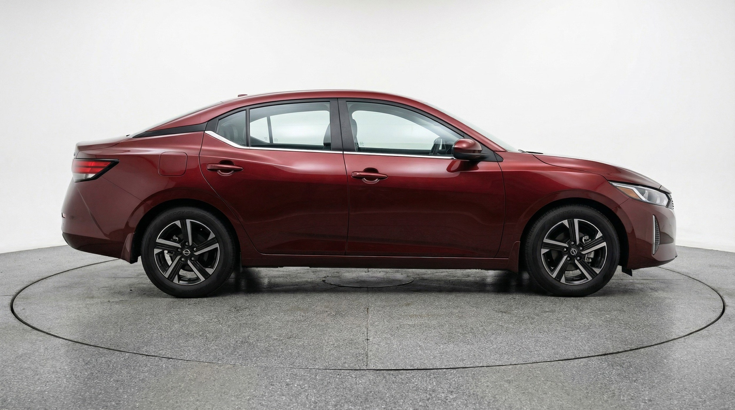 Thumbnail: 2025 Nissan Sentra - 11