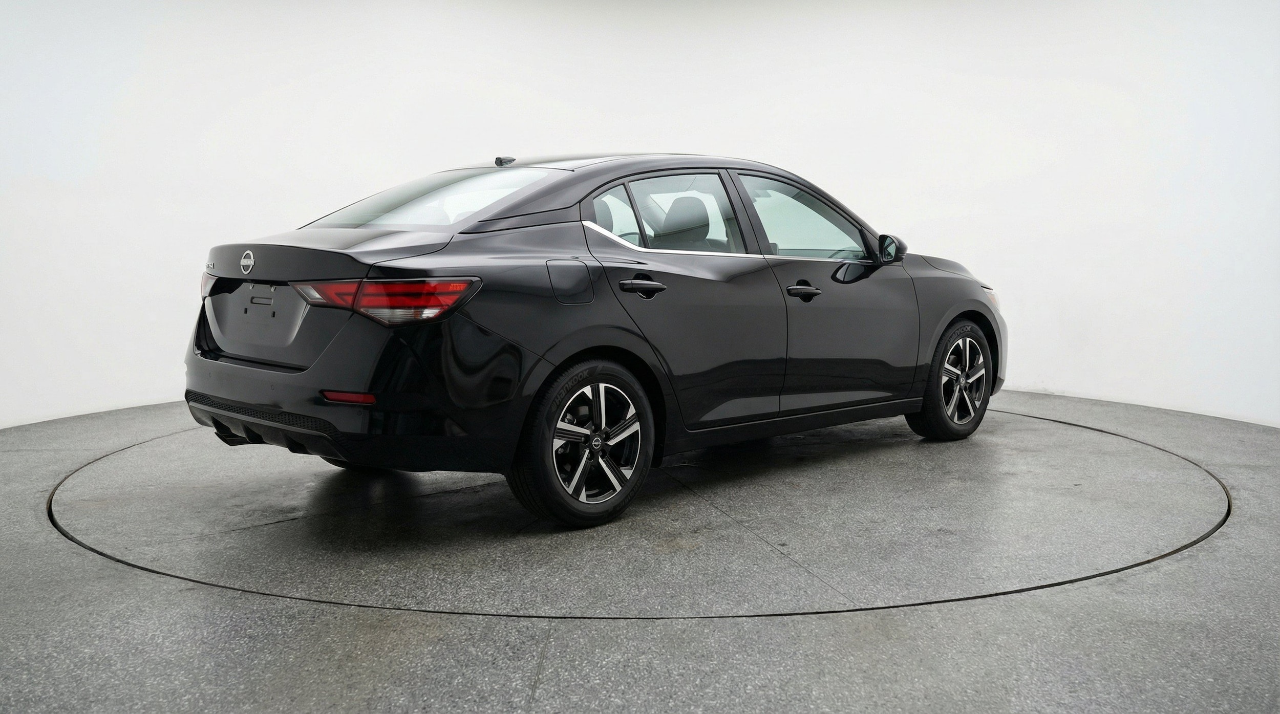 Thumbnail: 2025 Nissan Sentra - 9
