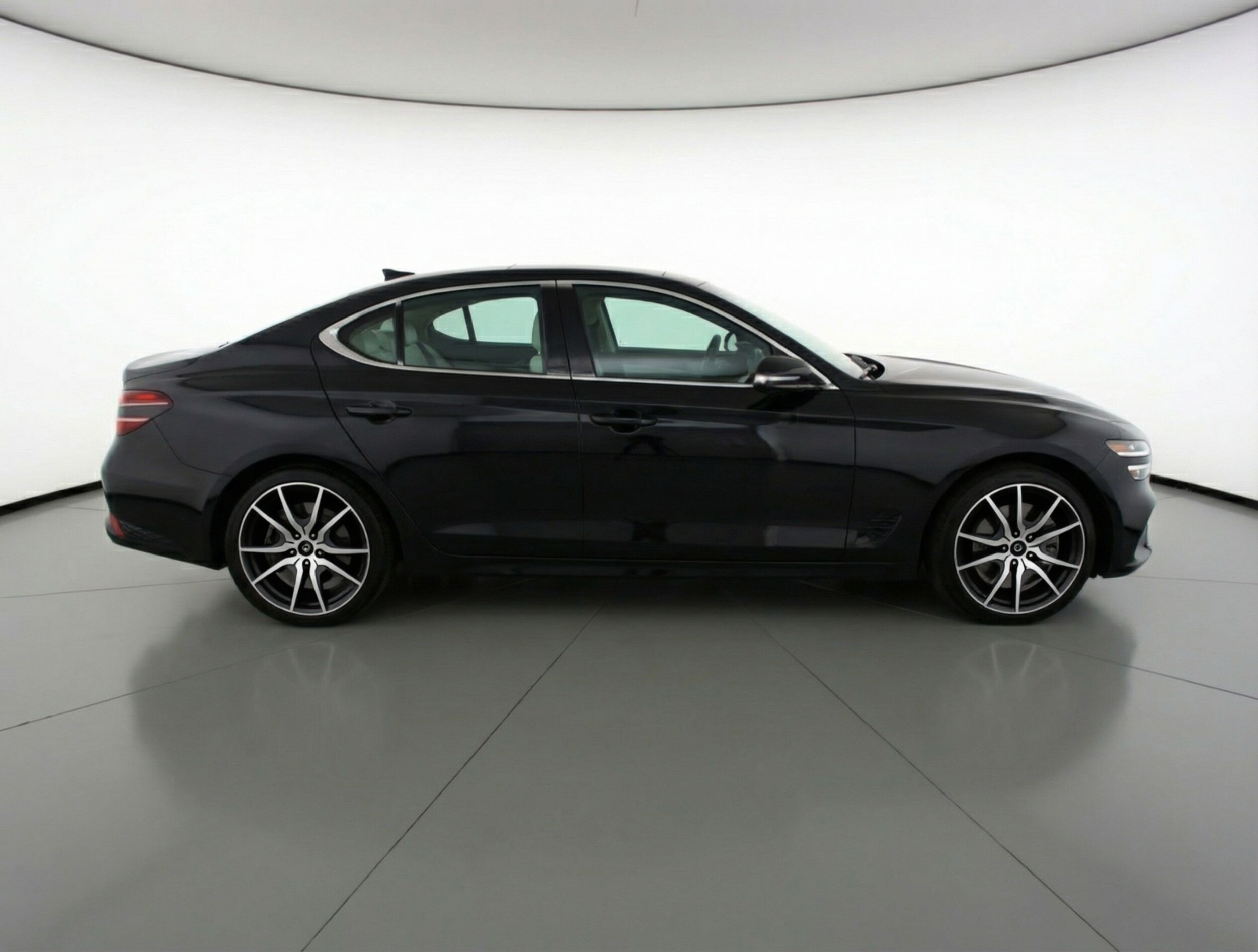 Thumbnail: 2025 Genesis G70 - 8