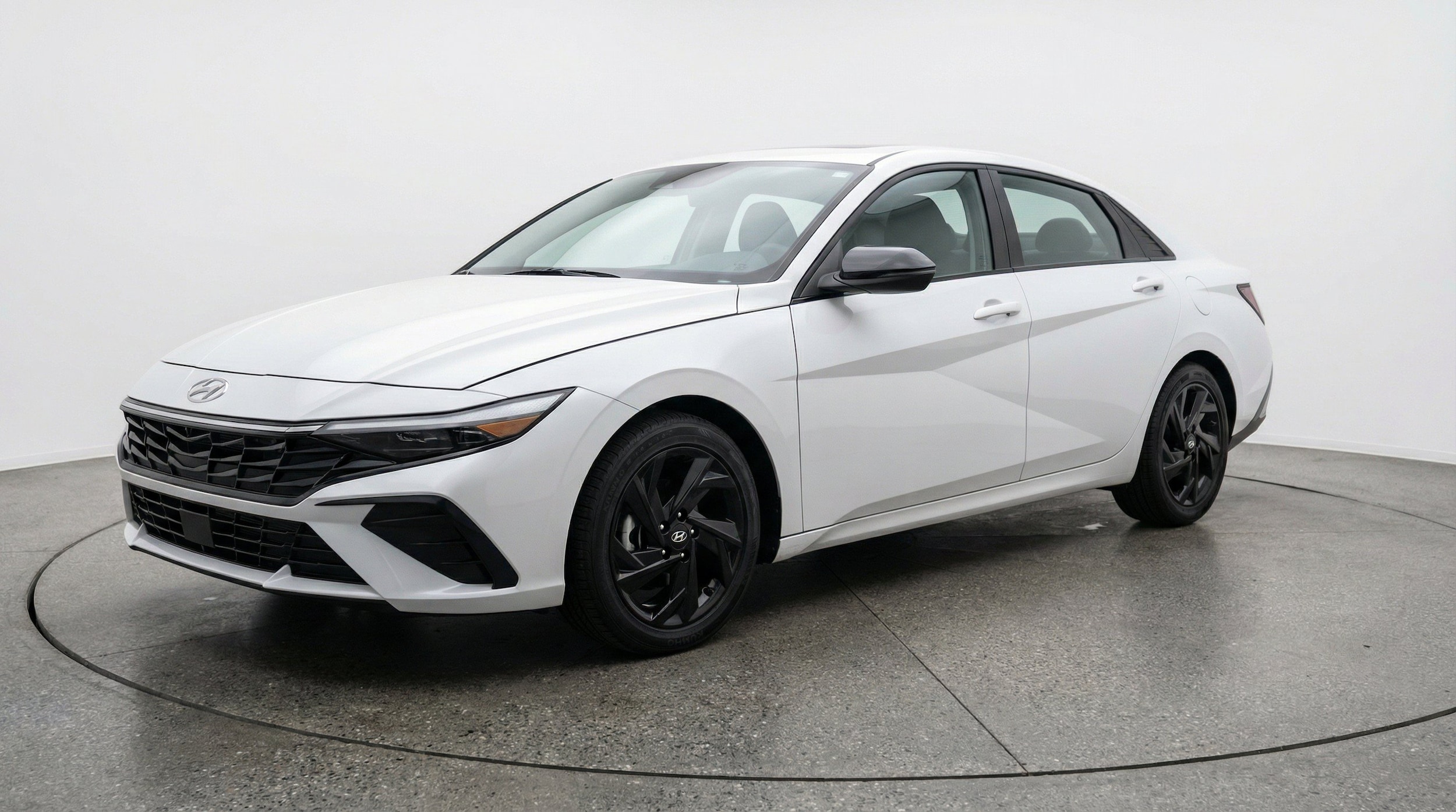 Thumbnail: 2026 Hyundai Elantra - 3
