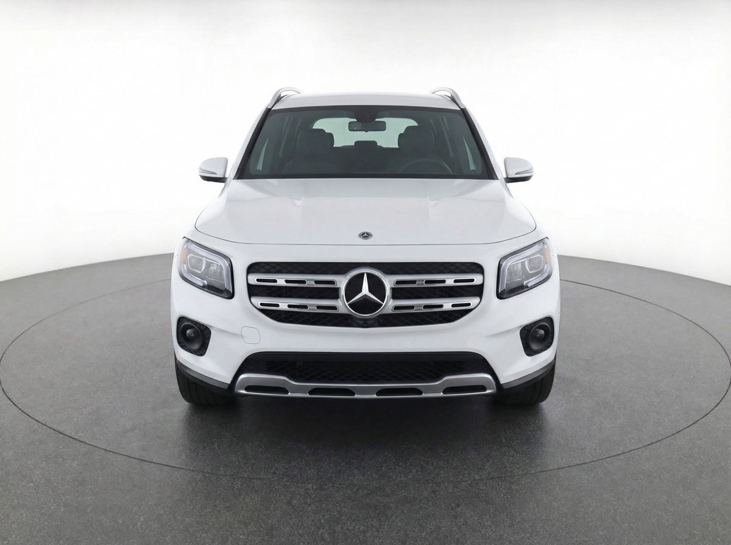 Thumbnail: 2025 Mercedes-Benz GLB - 2