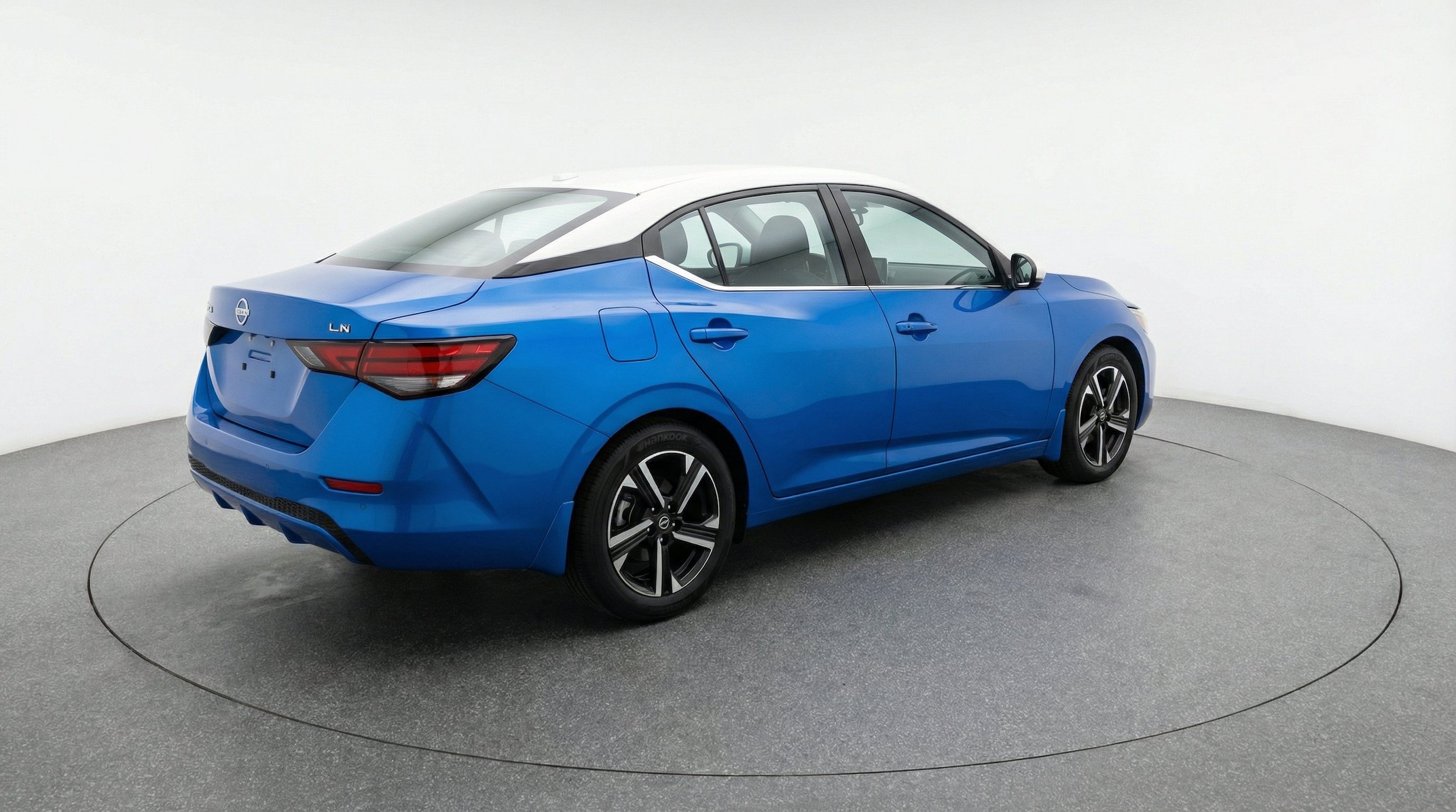 Thumbnail: 2025 Nissan Sentra - 9