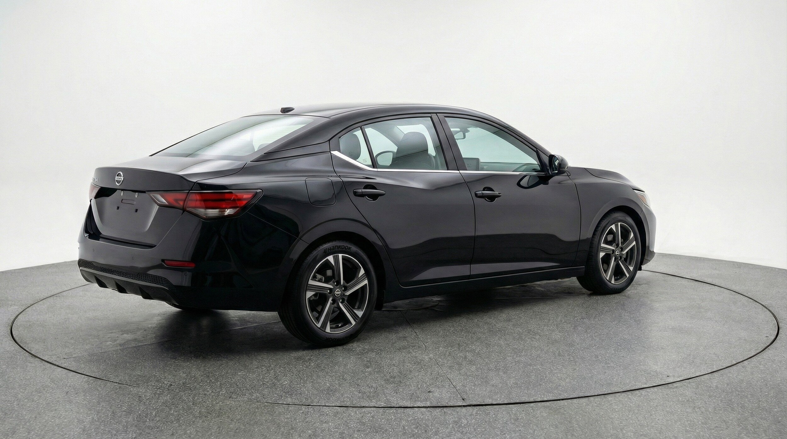 Thumbnail: 2025 Nissan Sentra - 9