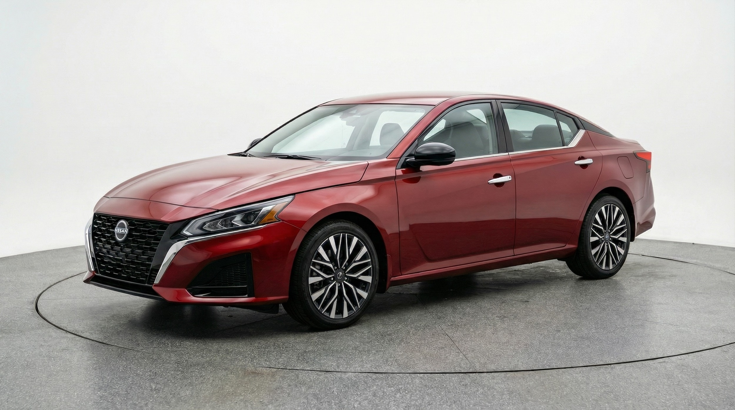 Thumbnail: 2025 Nissan Altima - 3