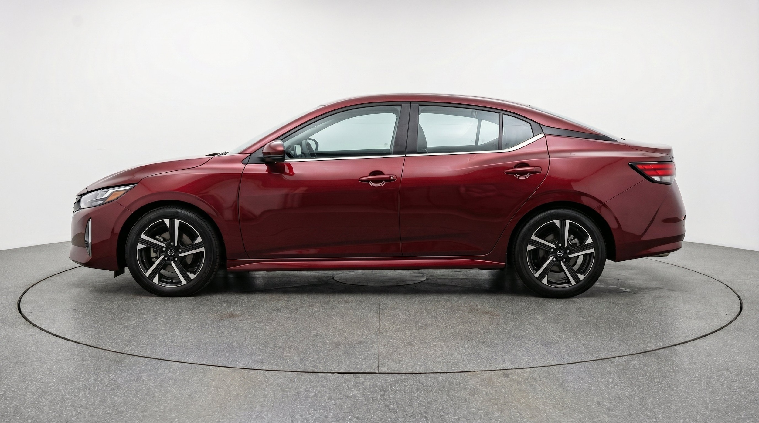 Thumbnail: 2025 Nissan Sentra - 5