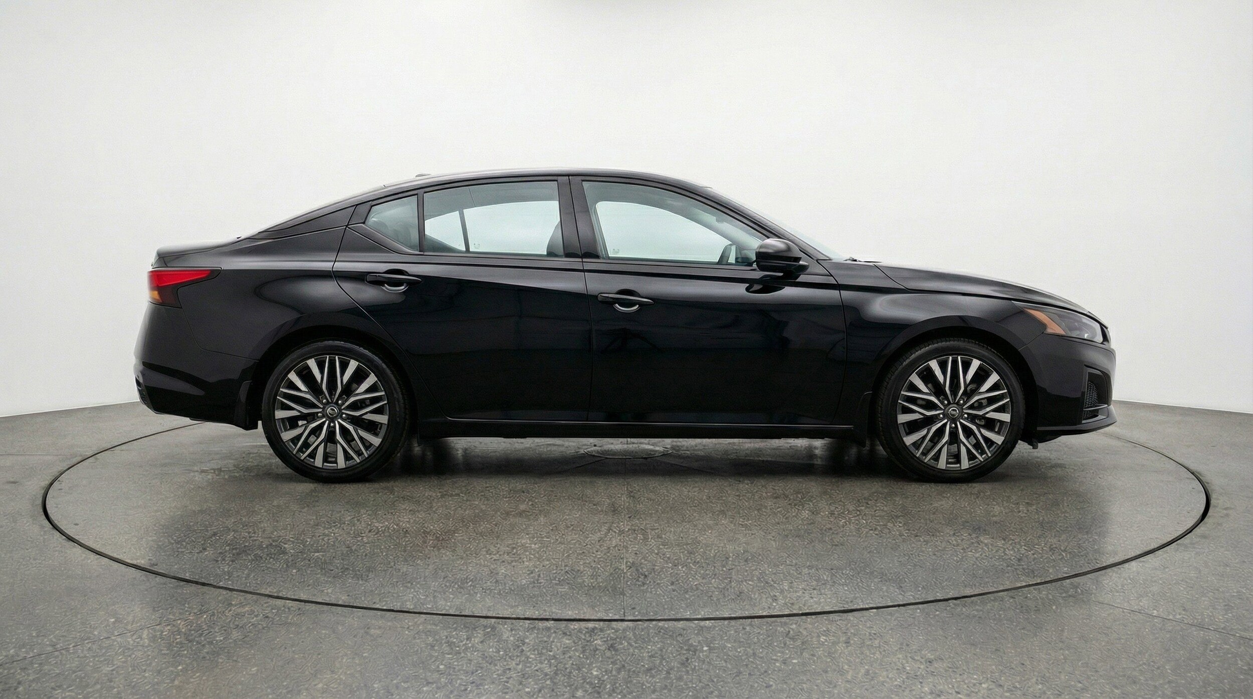 Thumbnail: 2025 Nissan Altima - 11