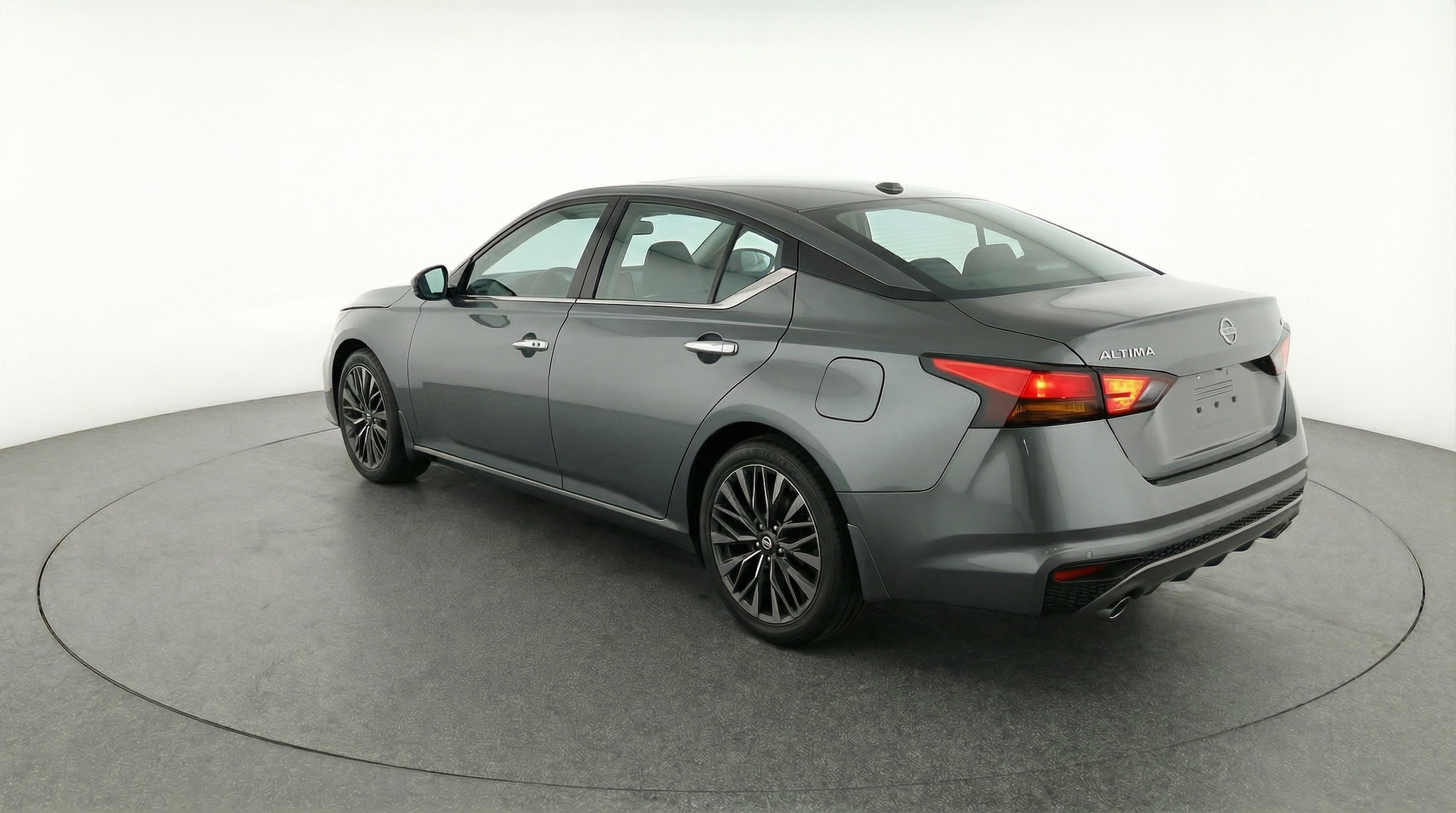 Thumbnail: 2025 Nissan Altima - 5