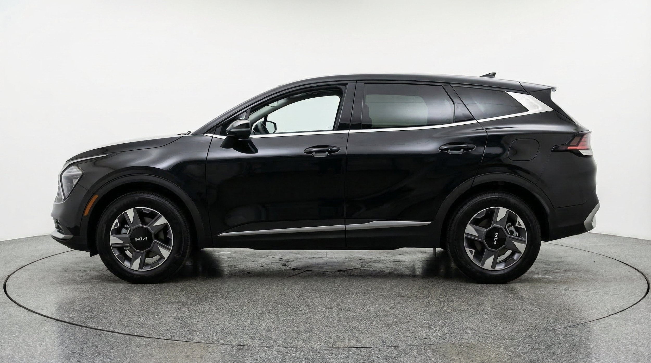 Thumbnail: 2026 Kia Sportage - 5