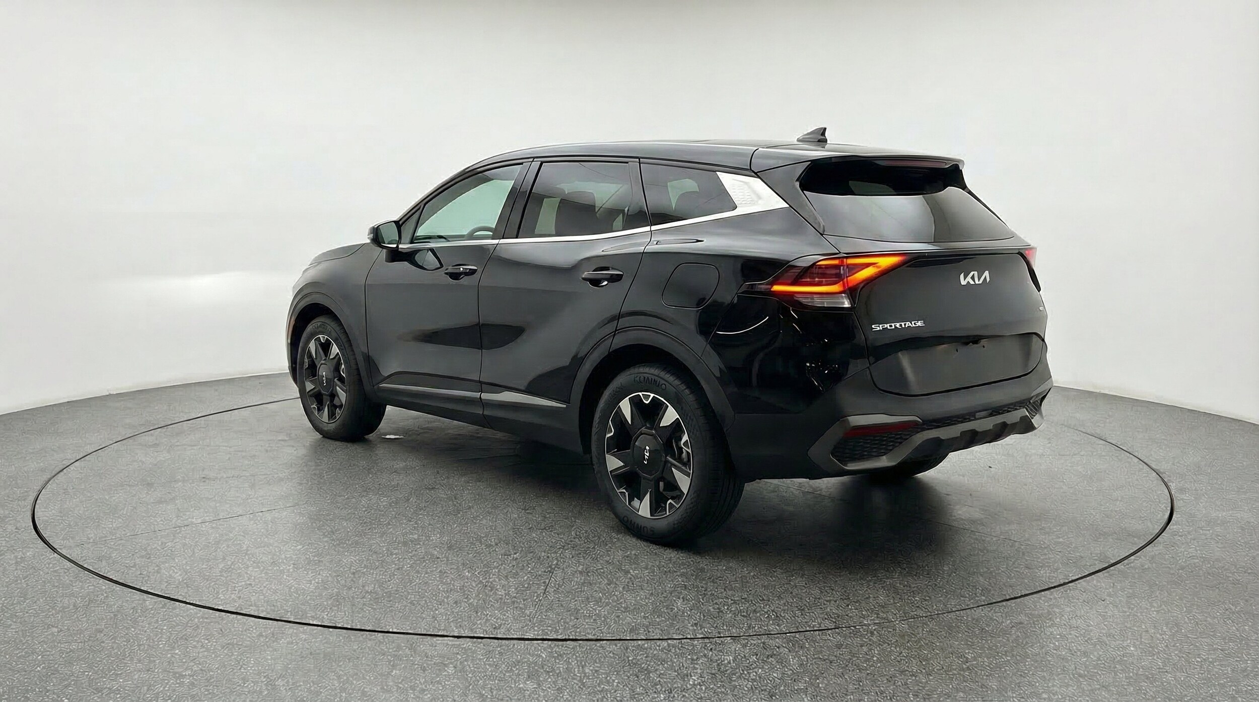 Thumbnail: 2026 Kia Sportage - 6