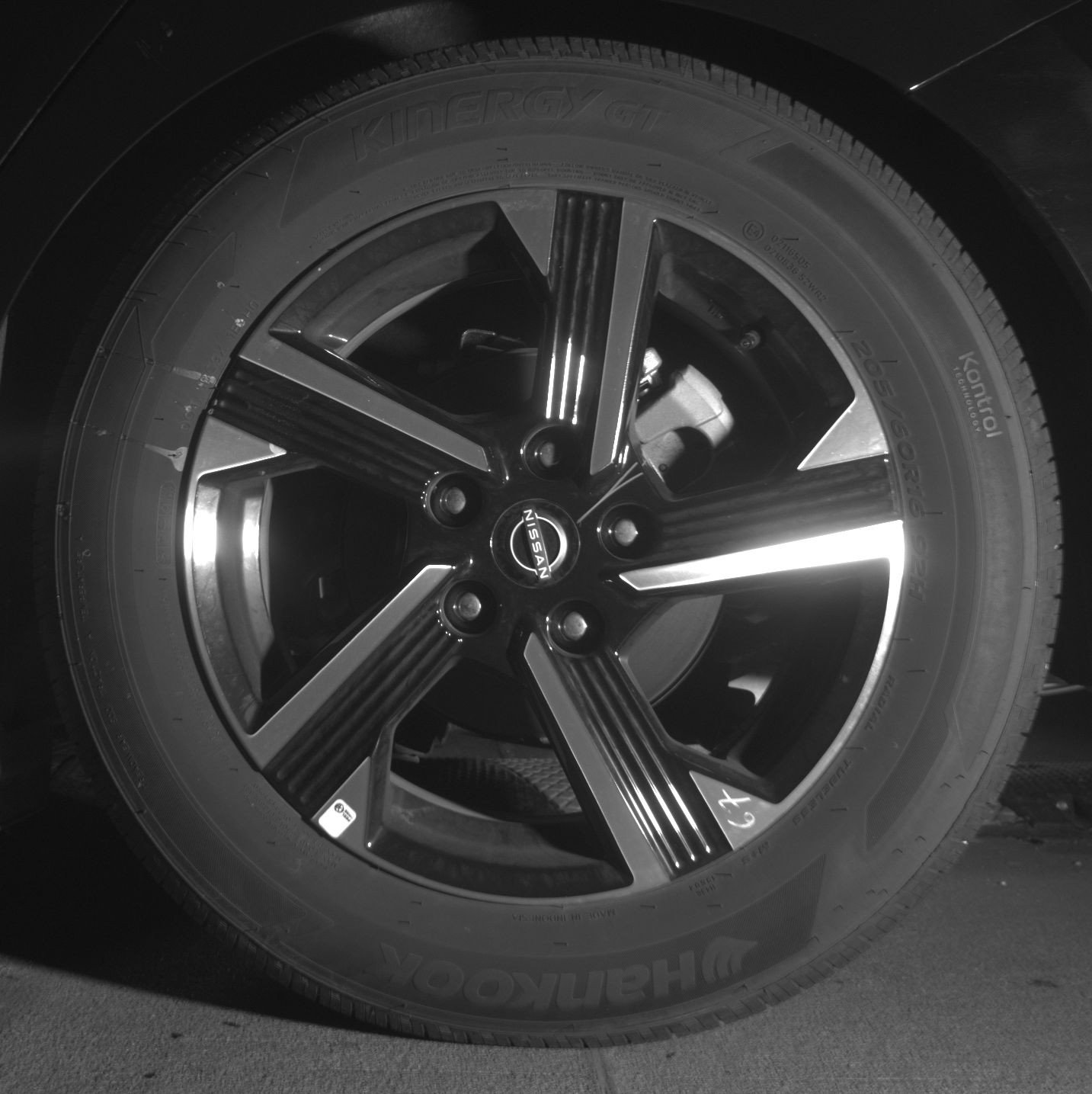 Thumbnail: 2025 Nissan Sentra - 14