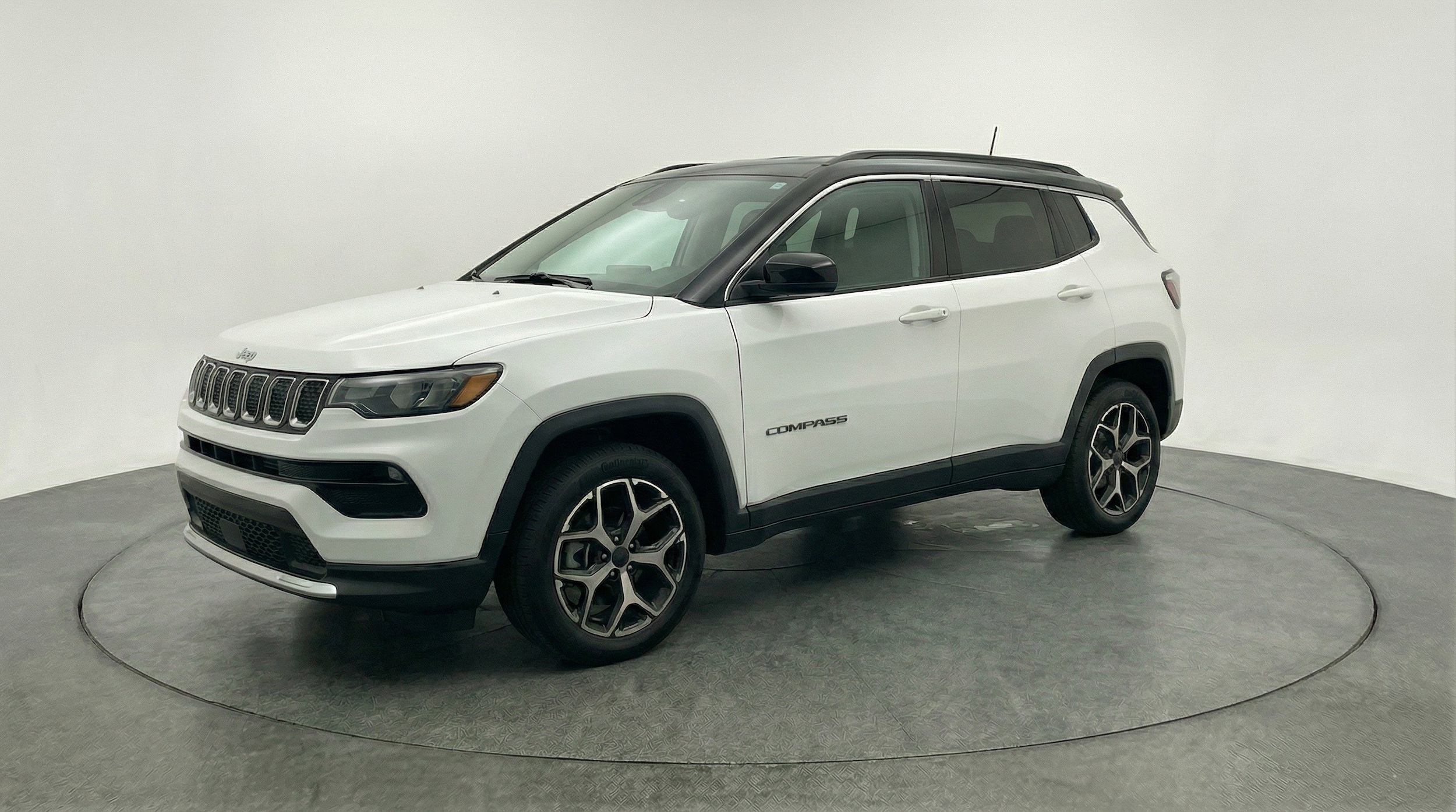 Thumbnail: 2025 Jeep Compass - 3