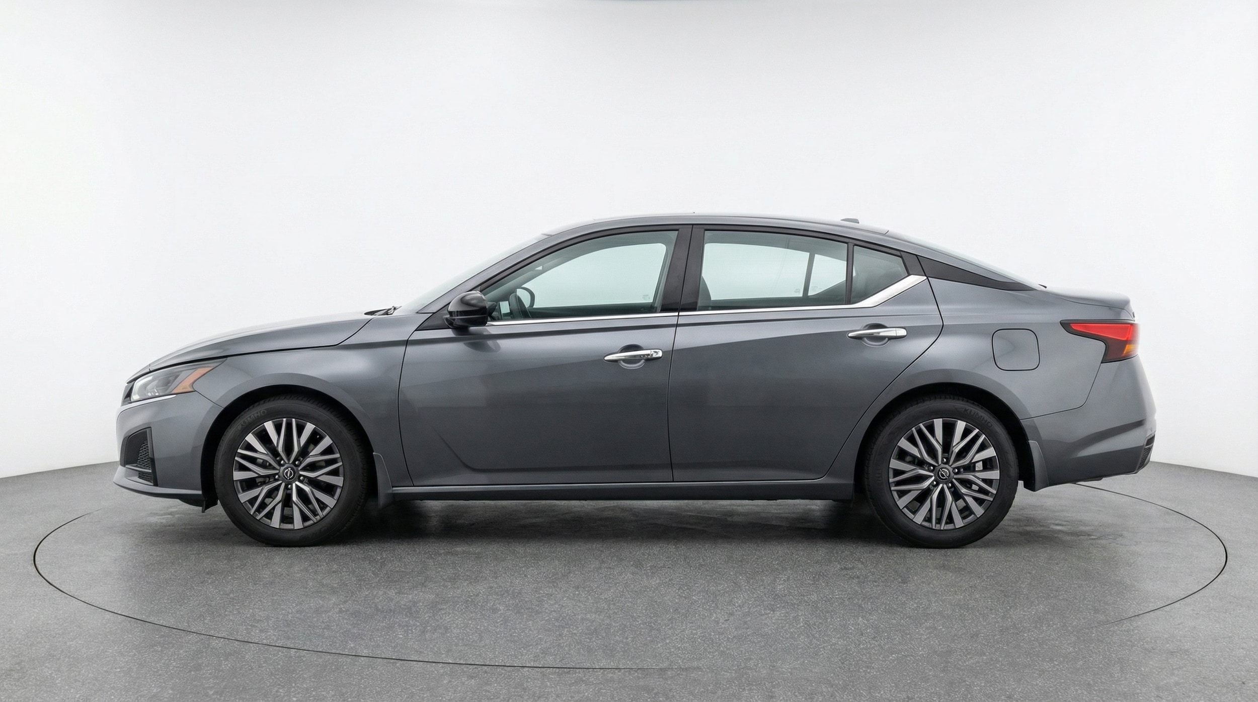 Thumbnail: 2025 Nissan Altima - 4