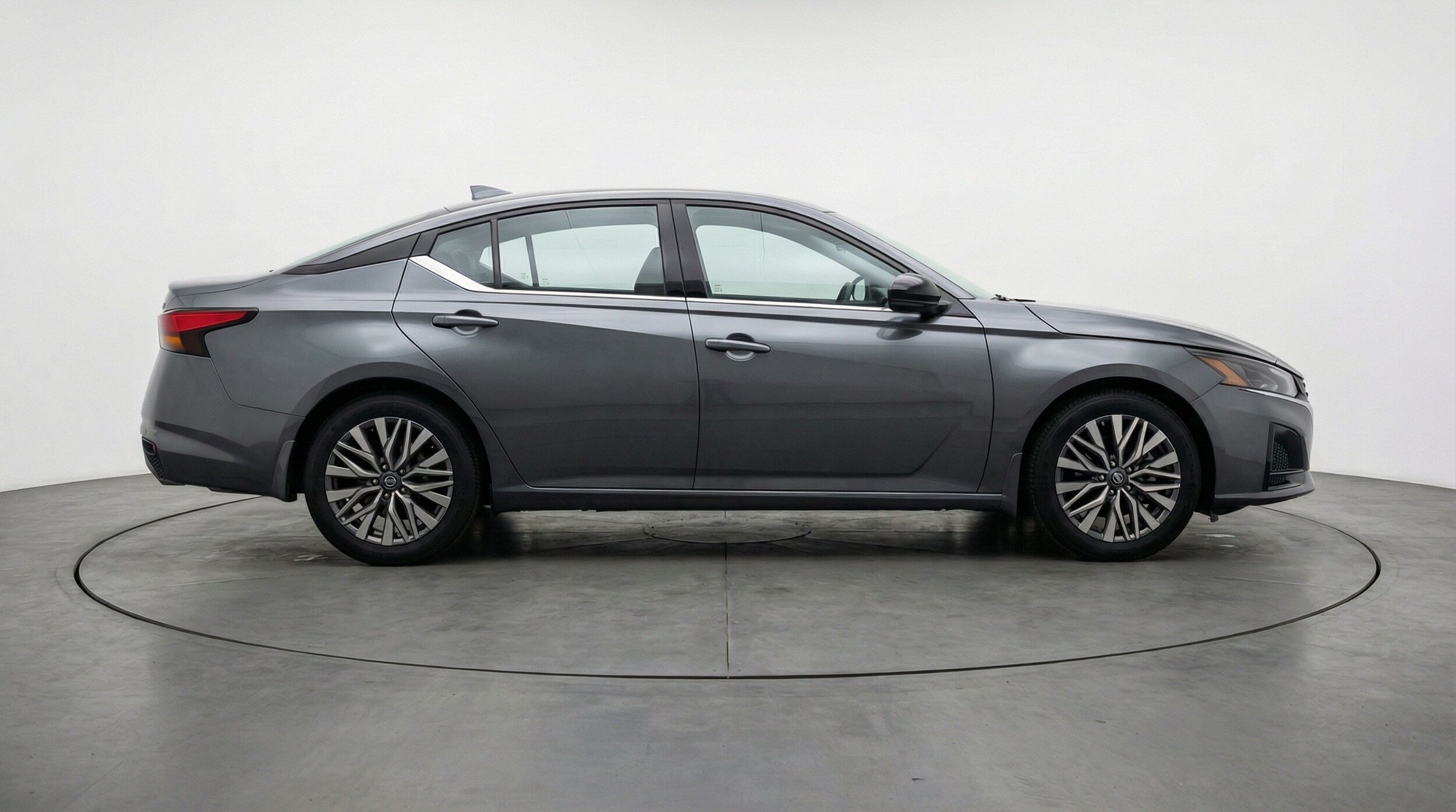 Thumbnail: 2025 Nissan Altima - 8