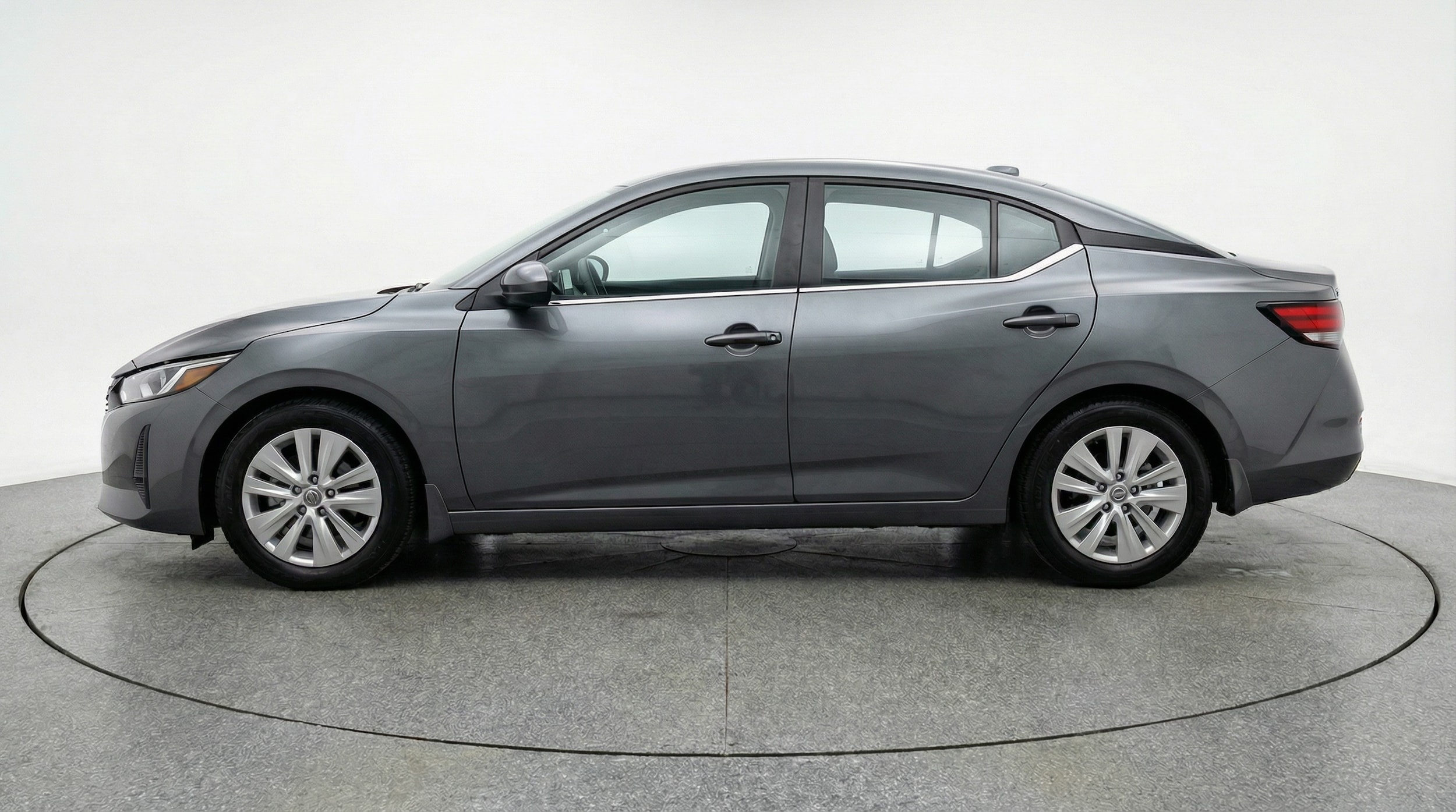 Thumbnail: 2025 Nissan Sentra - 4