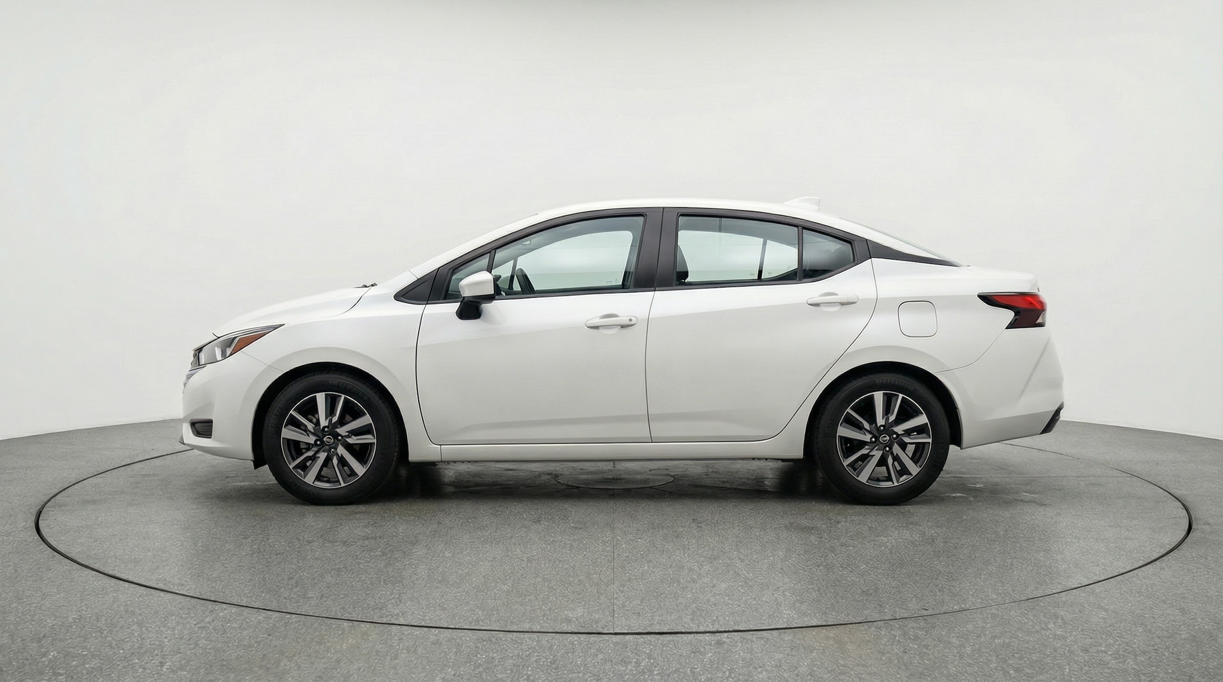 Thumbnail: 2025 Nissan Versa - 4