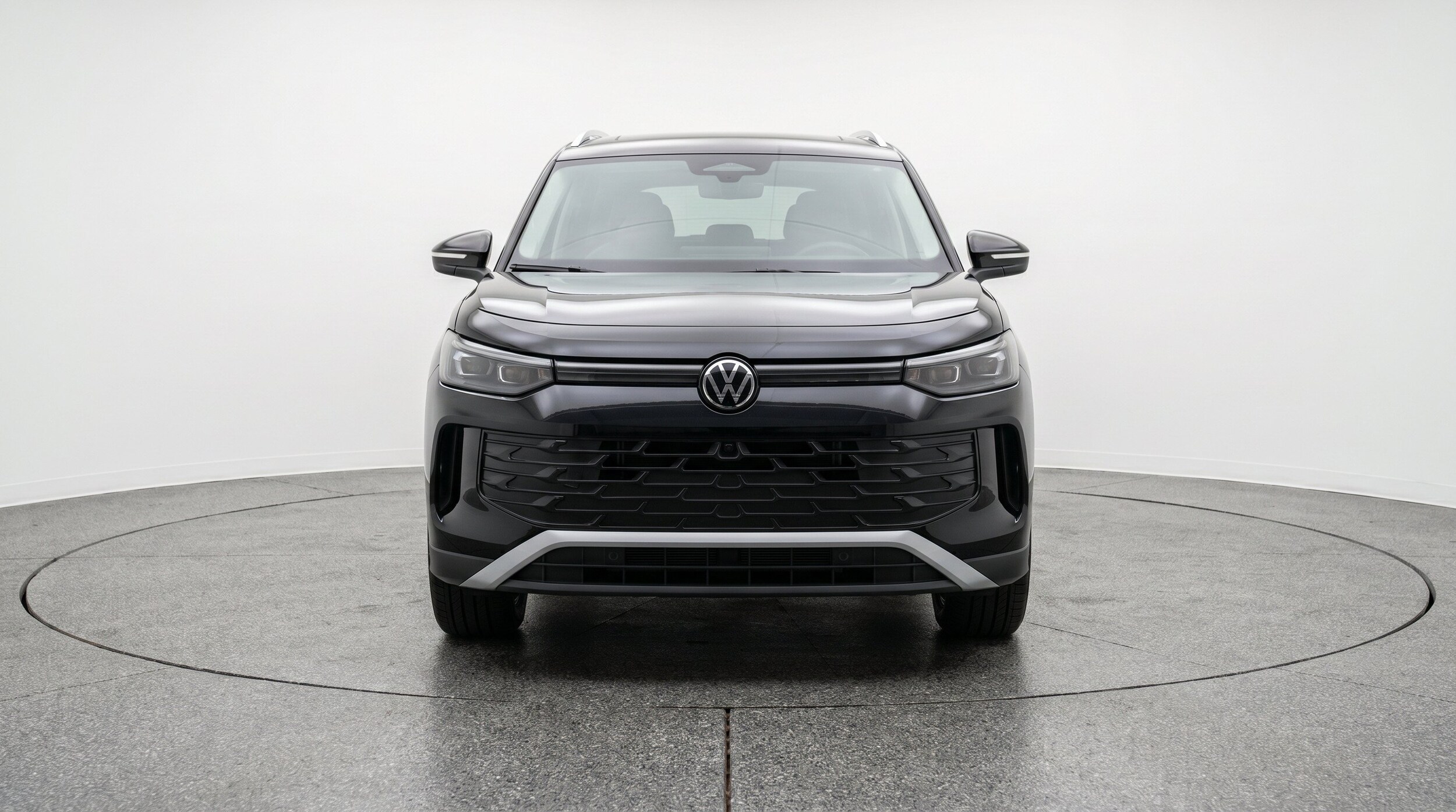 Thumbnail: 2026 Volkswagen Tiguan - 2