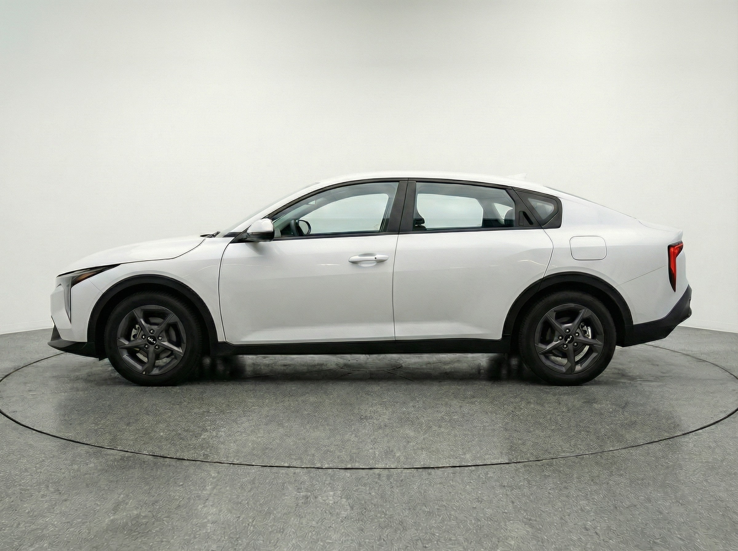 Thumbnail: 2025 Kia K4 - 4