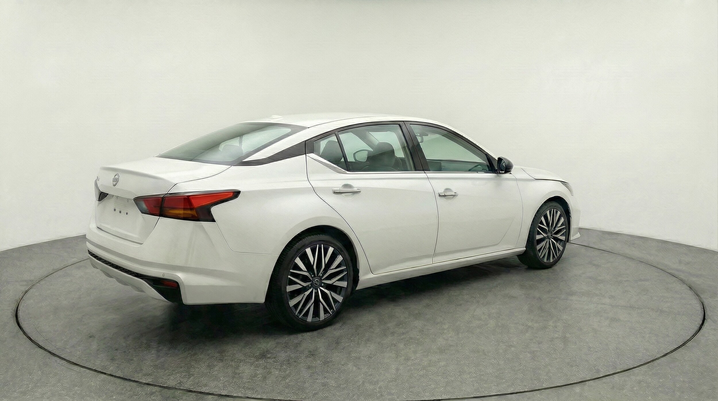 Thumbnail: 2025 Nissan Altima - 7