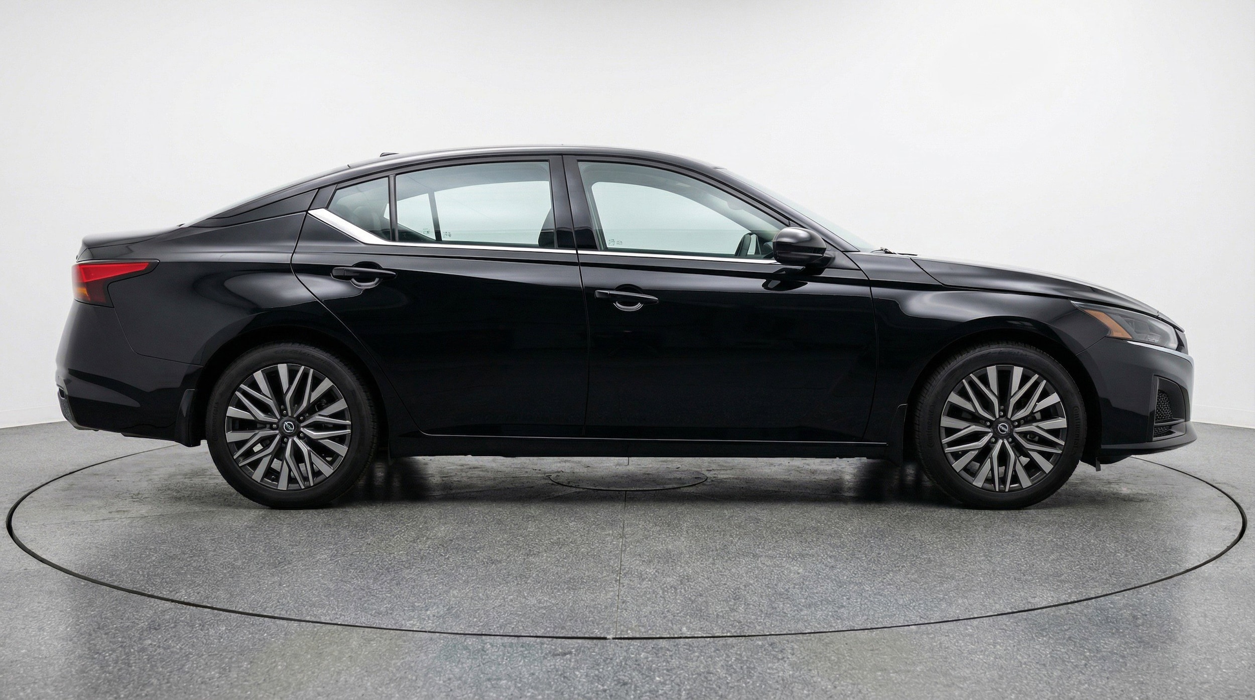 Thumbnail: 2025 Nissan Altima - 11