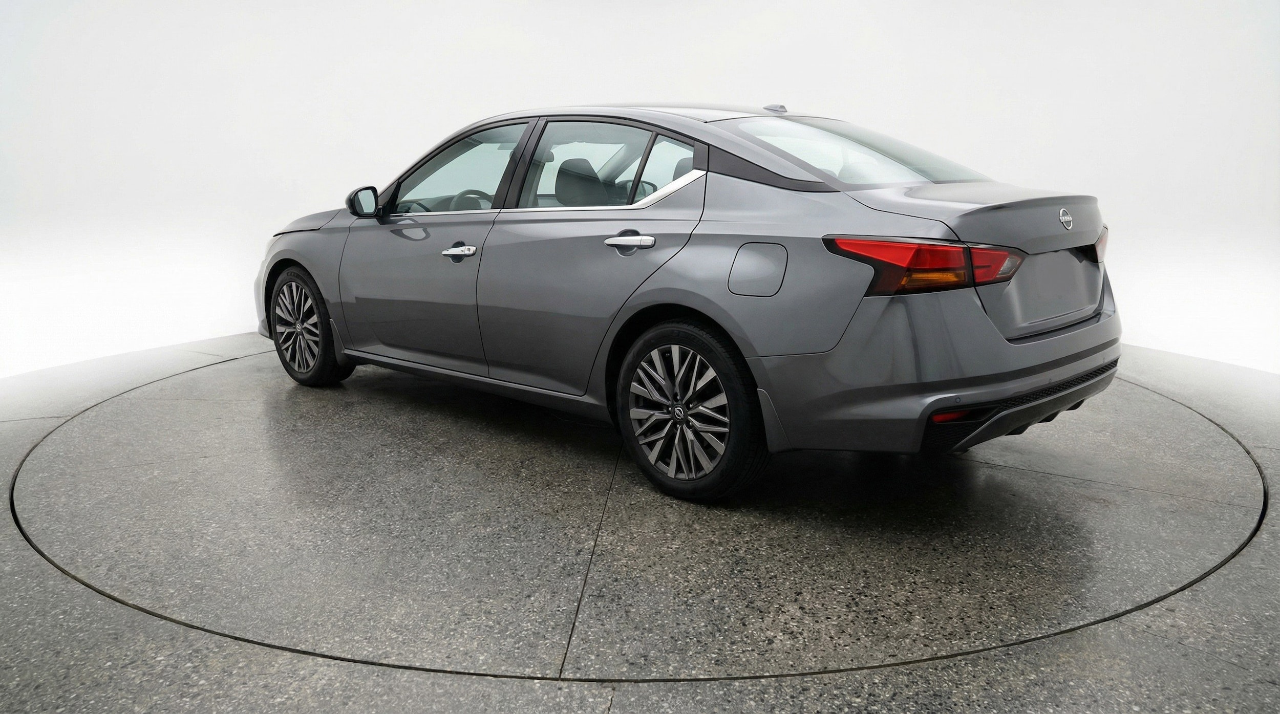 Thumbnail: 2025 Nissan Altima - 9