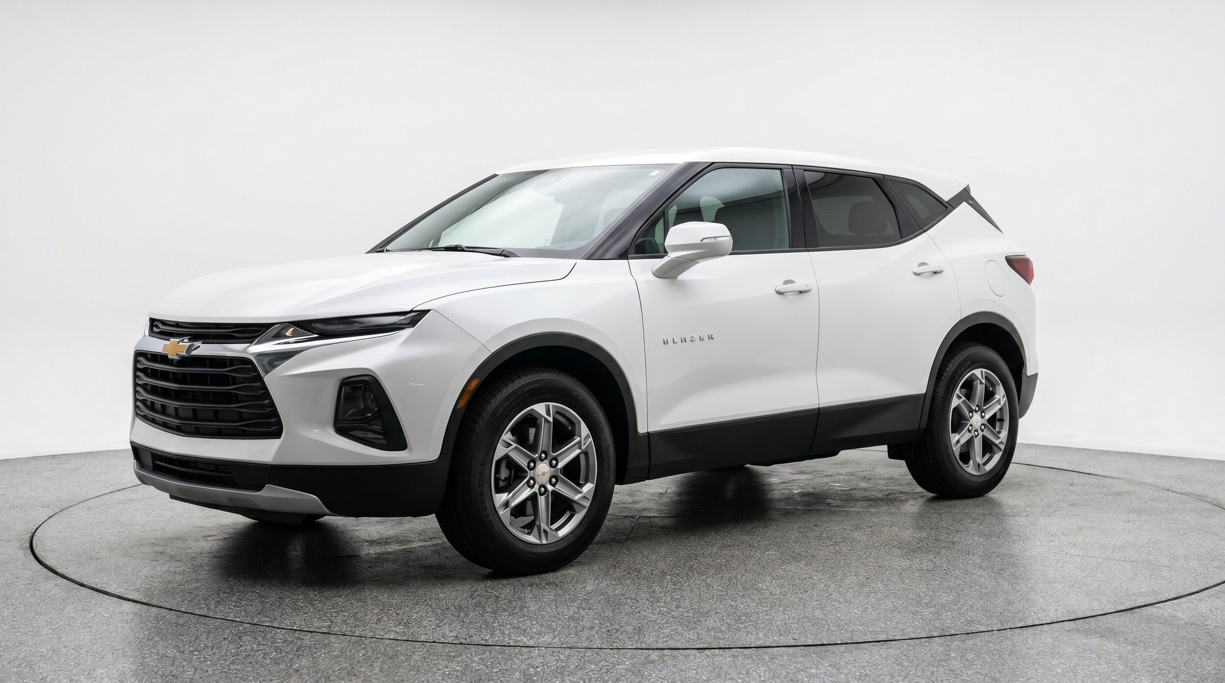Thumbnail: 2026 Chevrolet Blazer - 3
