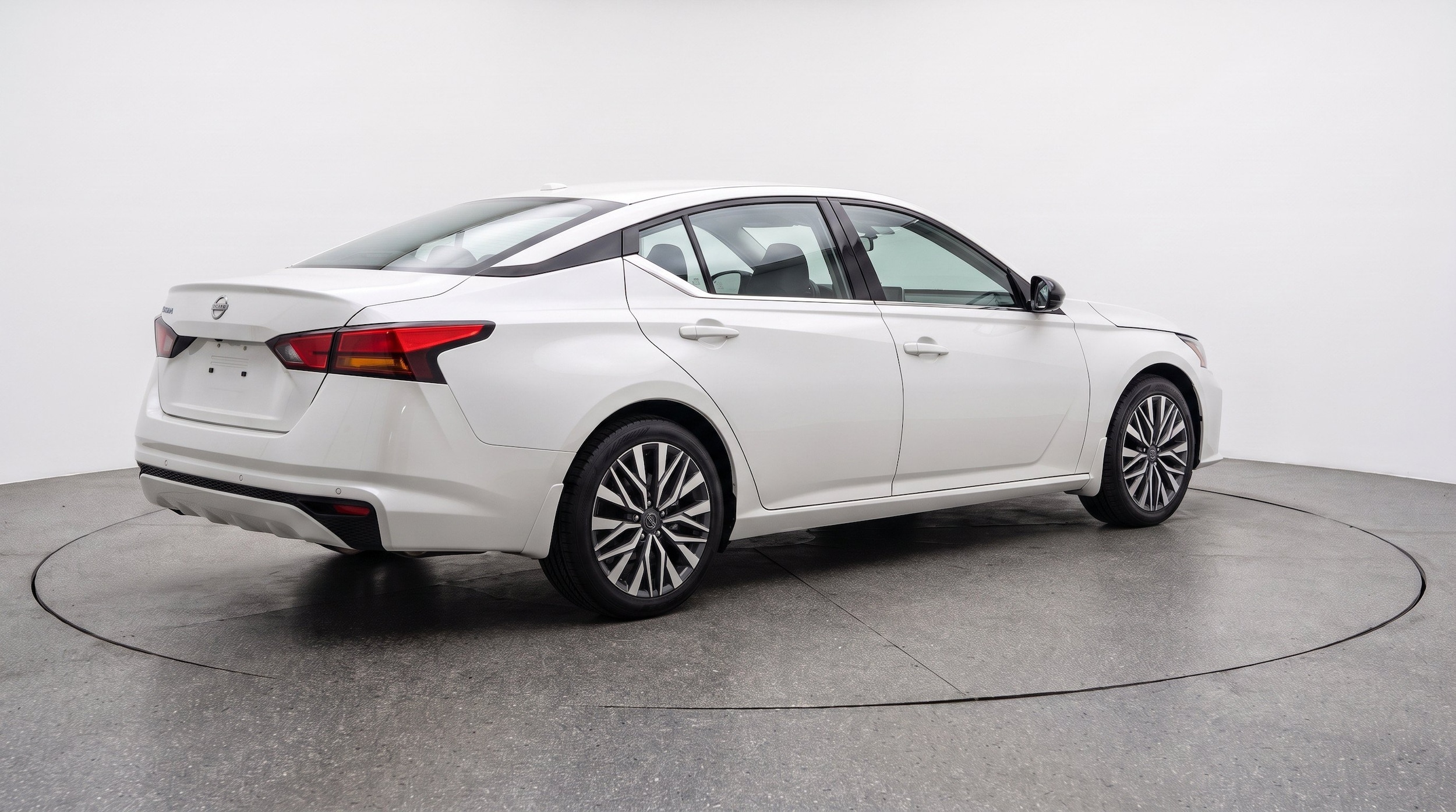 Thumbnail: 2025 Nissan Altima - 9