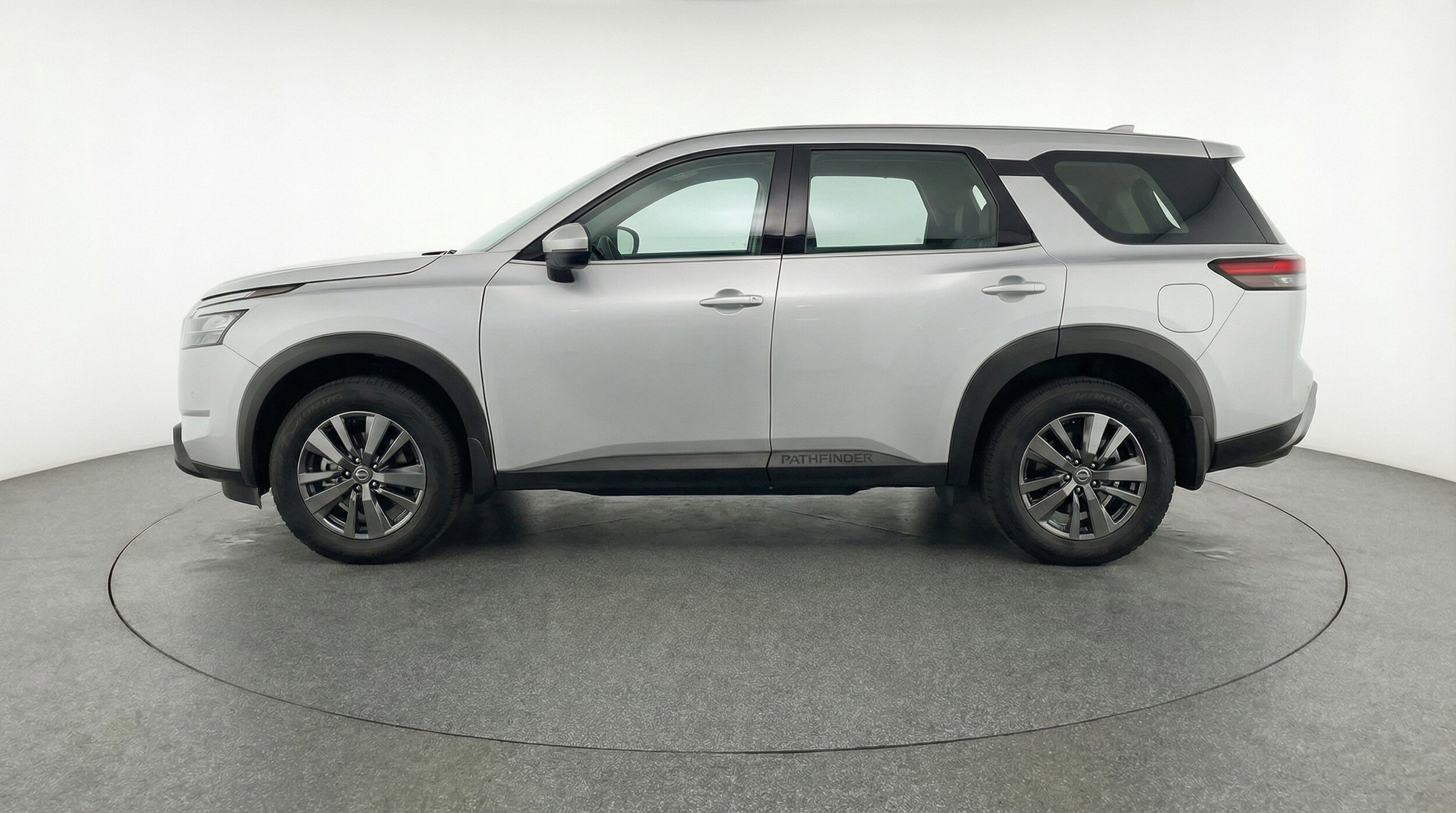 Thumbnail: 2025 Nissan Pathfinder - 5