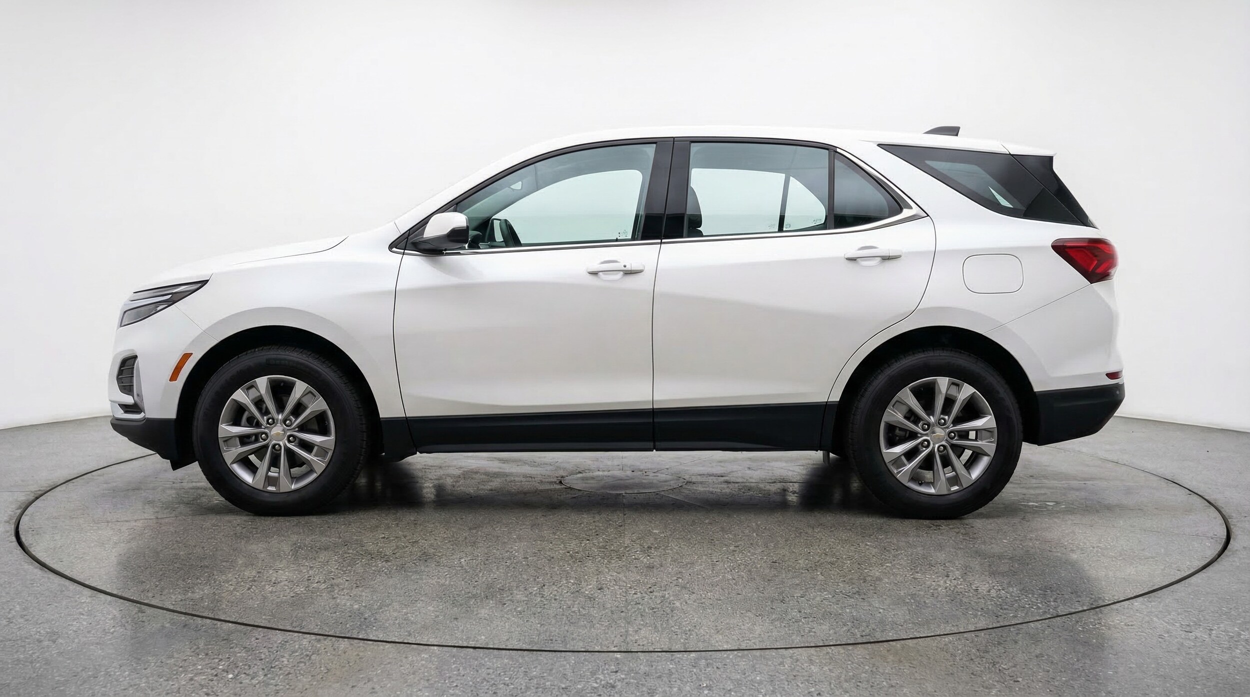 Thumbnail: 2025 Chevrolet Equinox - 4