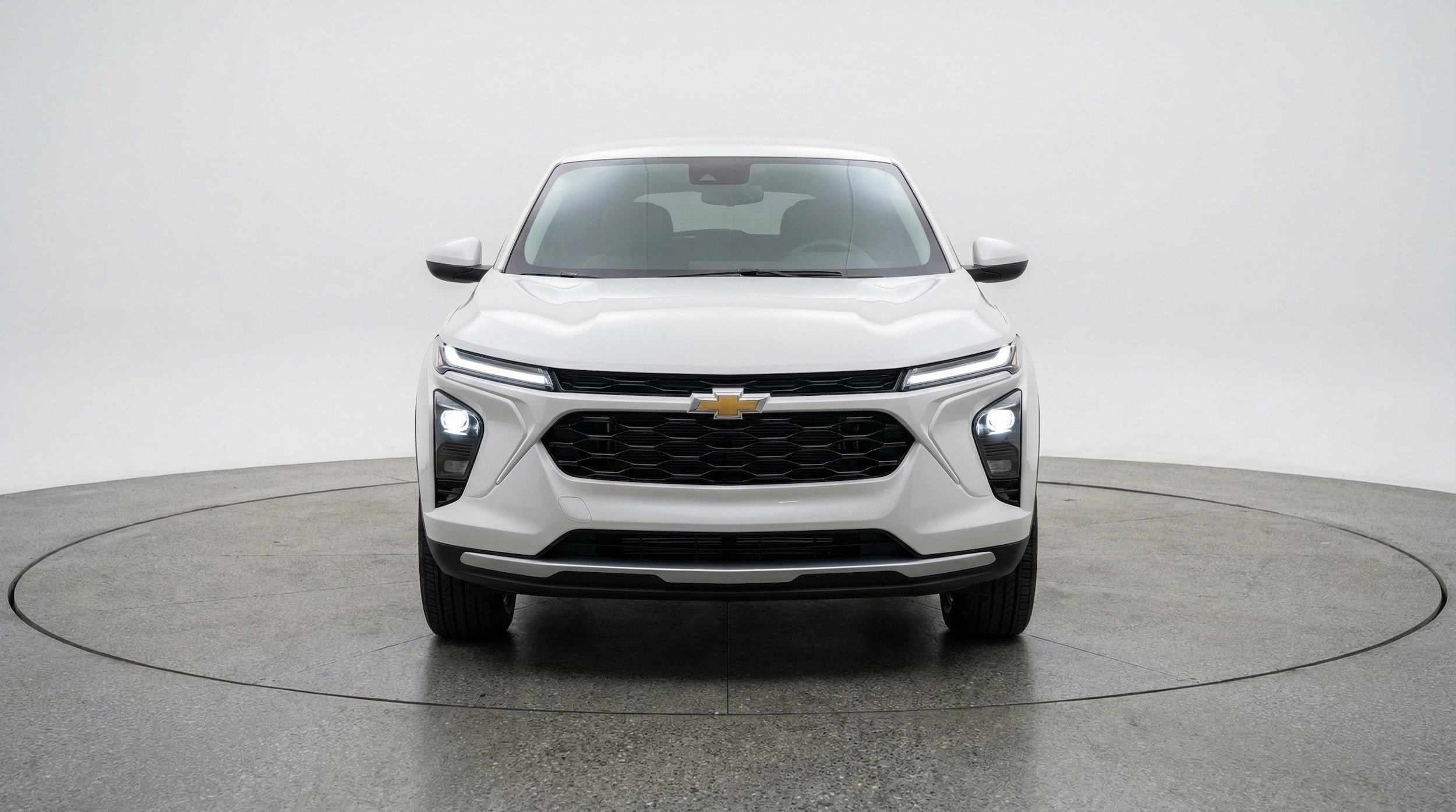 Thumbnail: 2025 Chevrolet Trax - 2