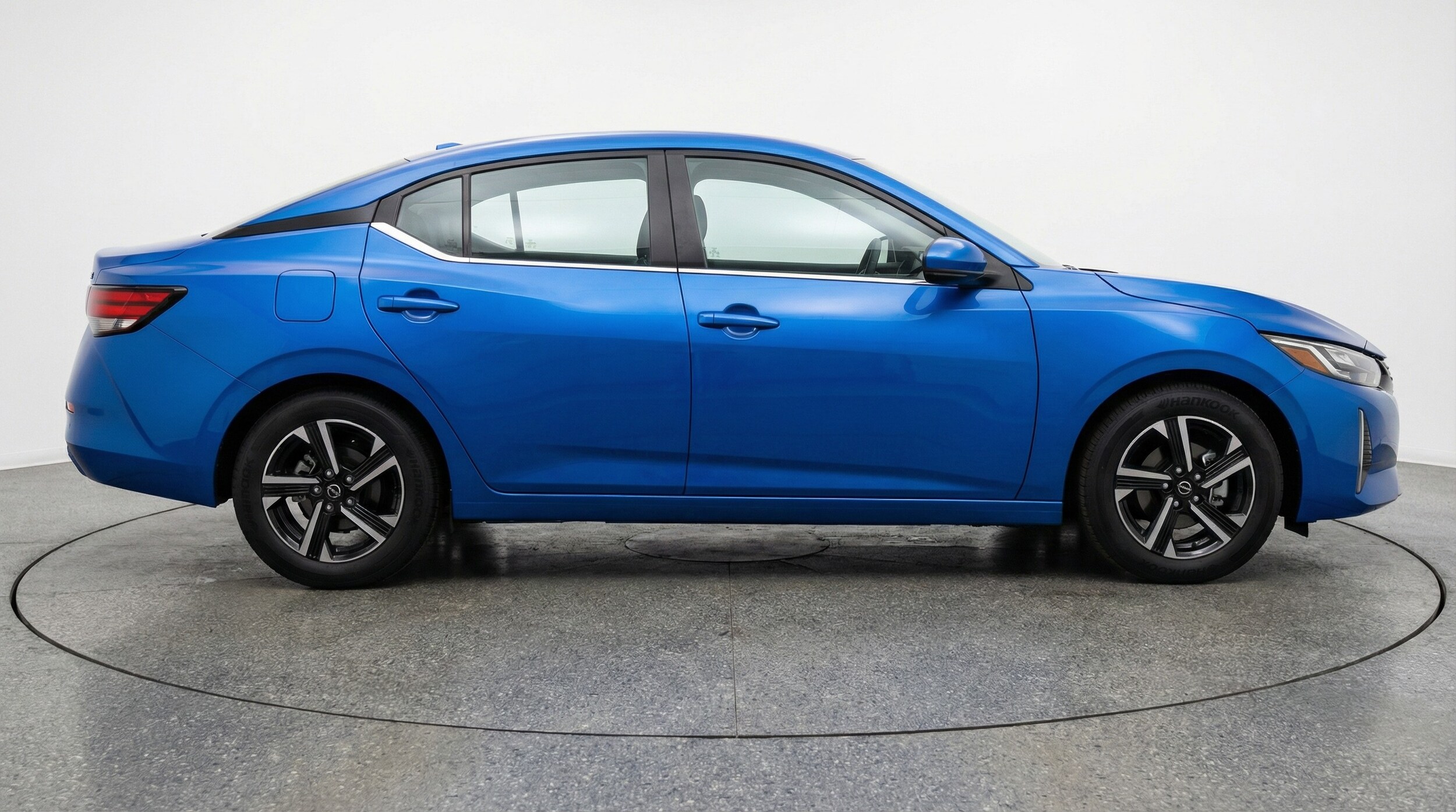 Thumbnail: 2025 Nissan Sentra - 8