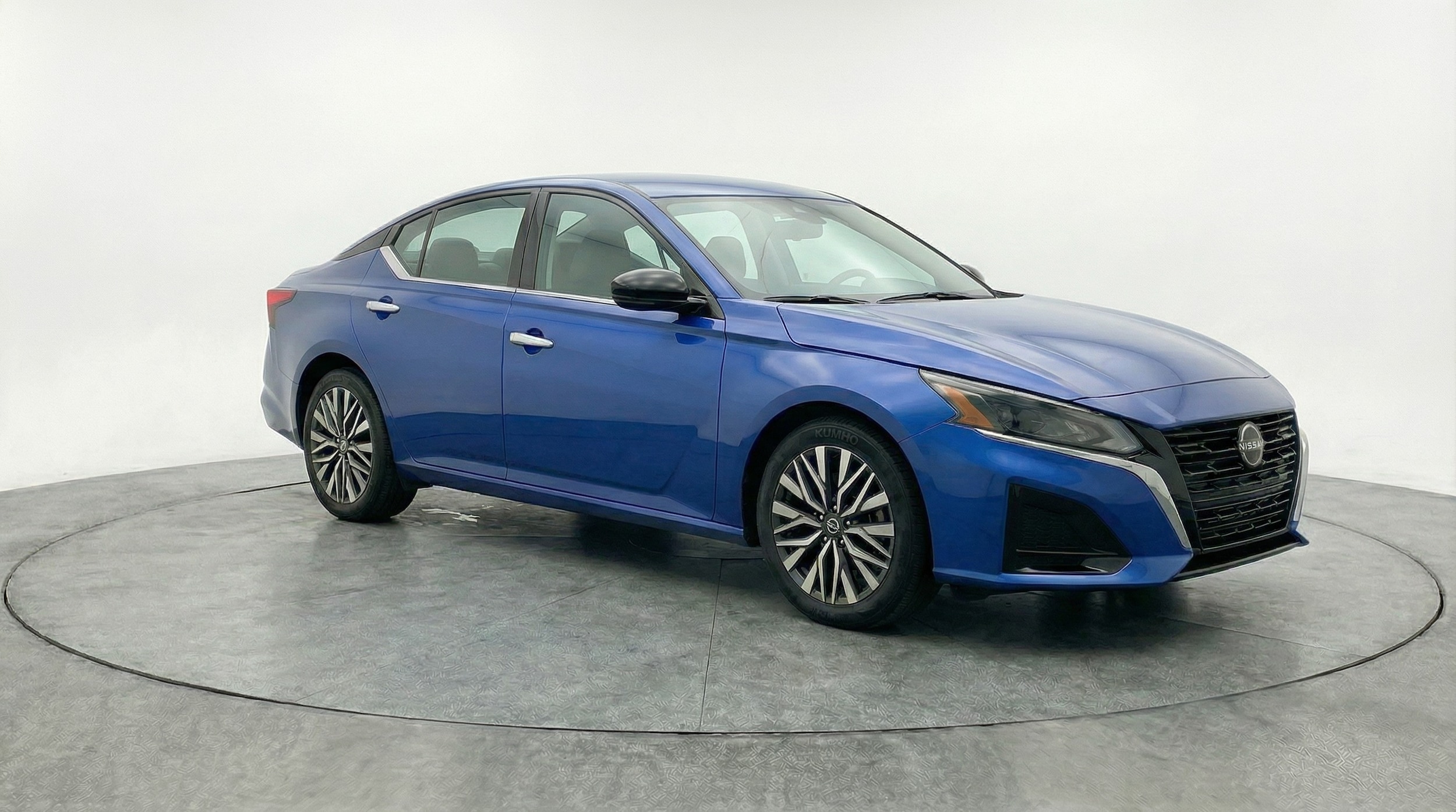 Thumbnail: 2025 Nissan Altima - 1