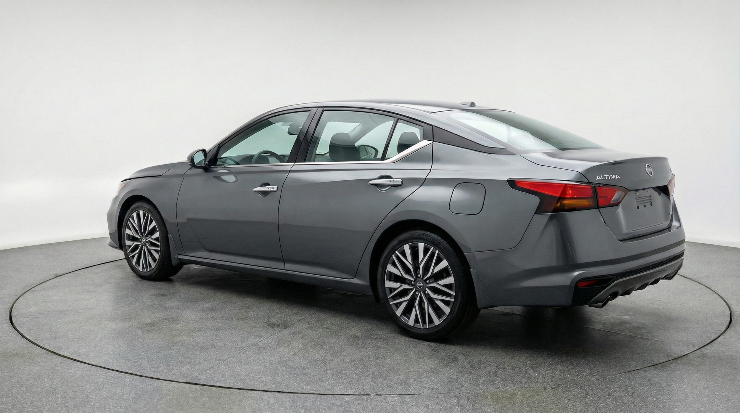 Thumbnail: 2025 Nissan Altima - 5