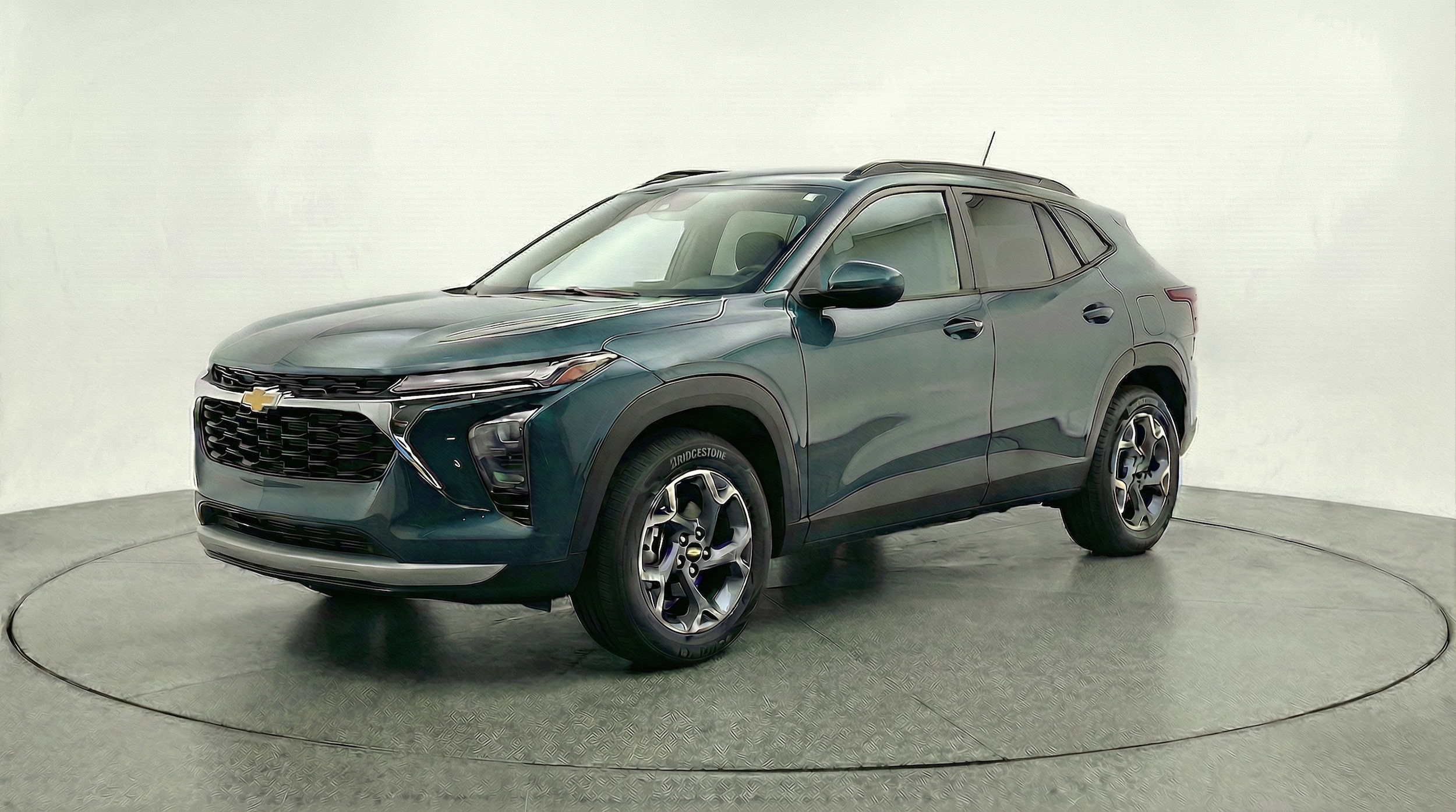 Thumbnail: 2025 Chevrolet Trax - 3