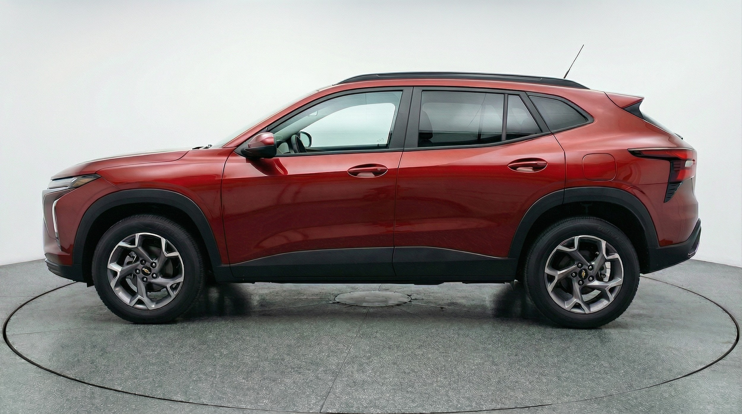 Thumbnail: 2025 Chevrolet Trax - 4
