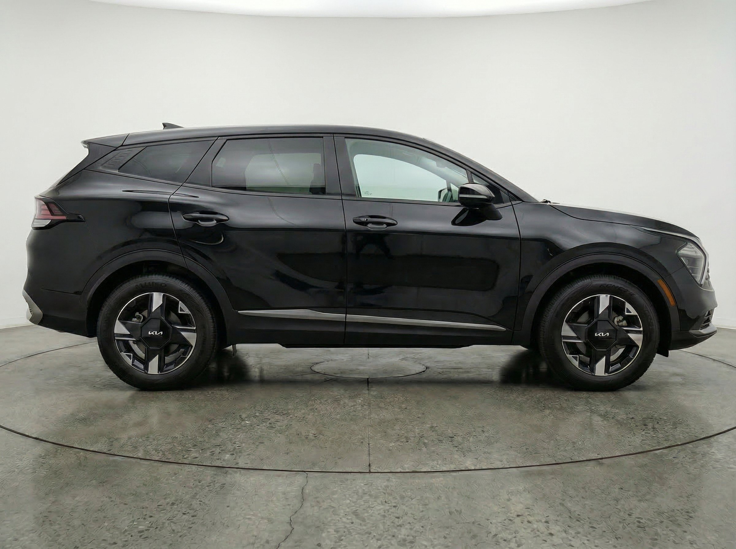 Thumbnail: 2026 Kia Sportage - 10