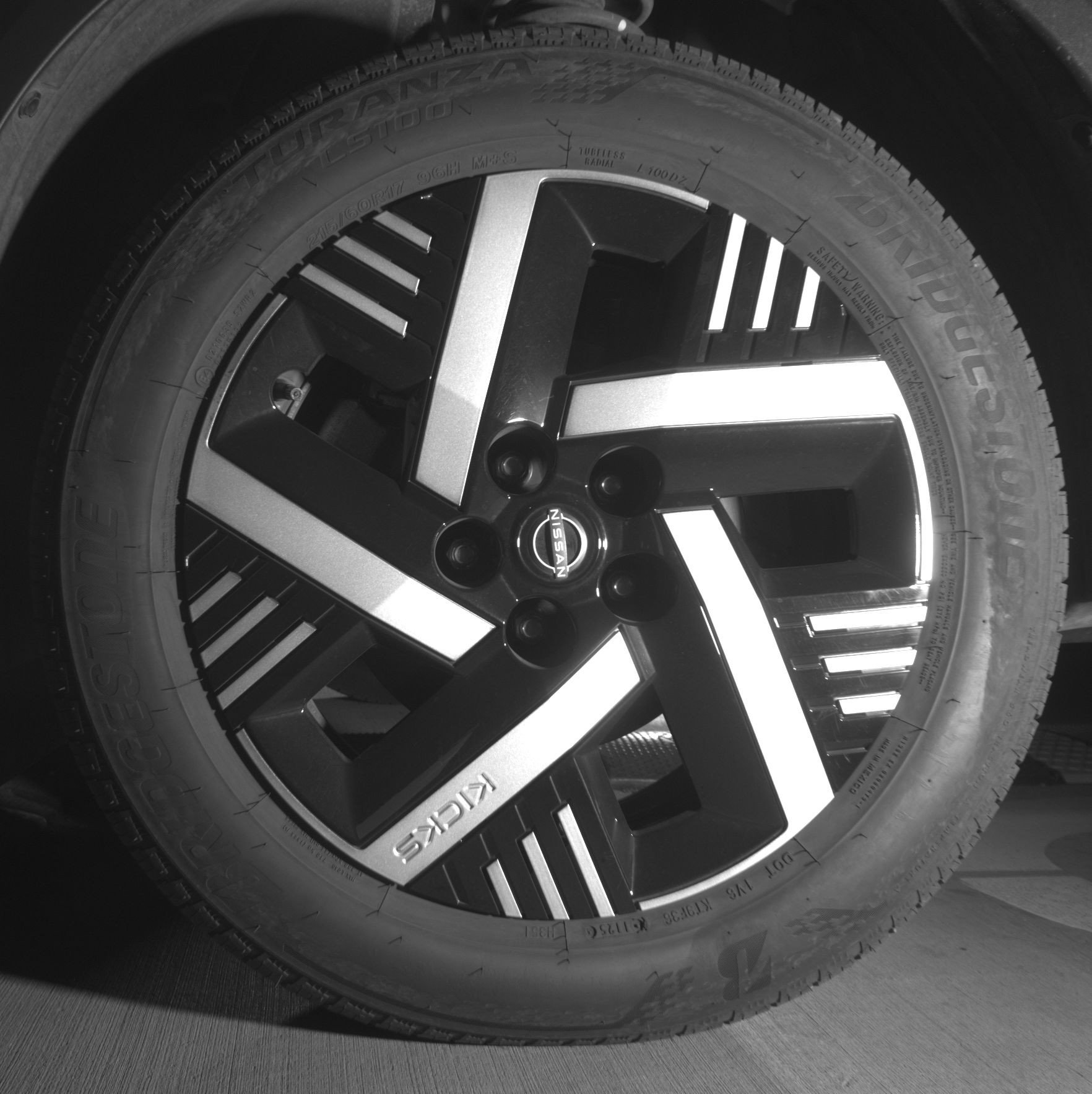 Thumbnail: 2025 Nissan Kicks - 12