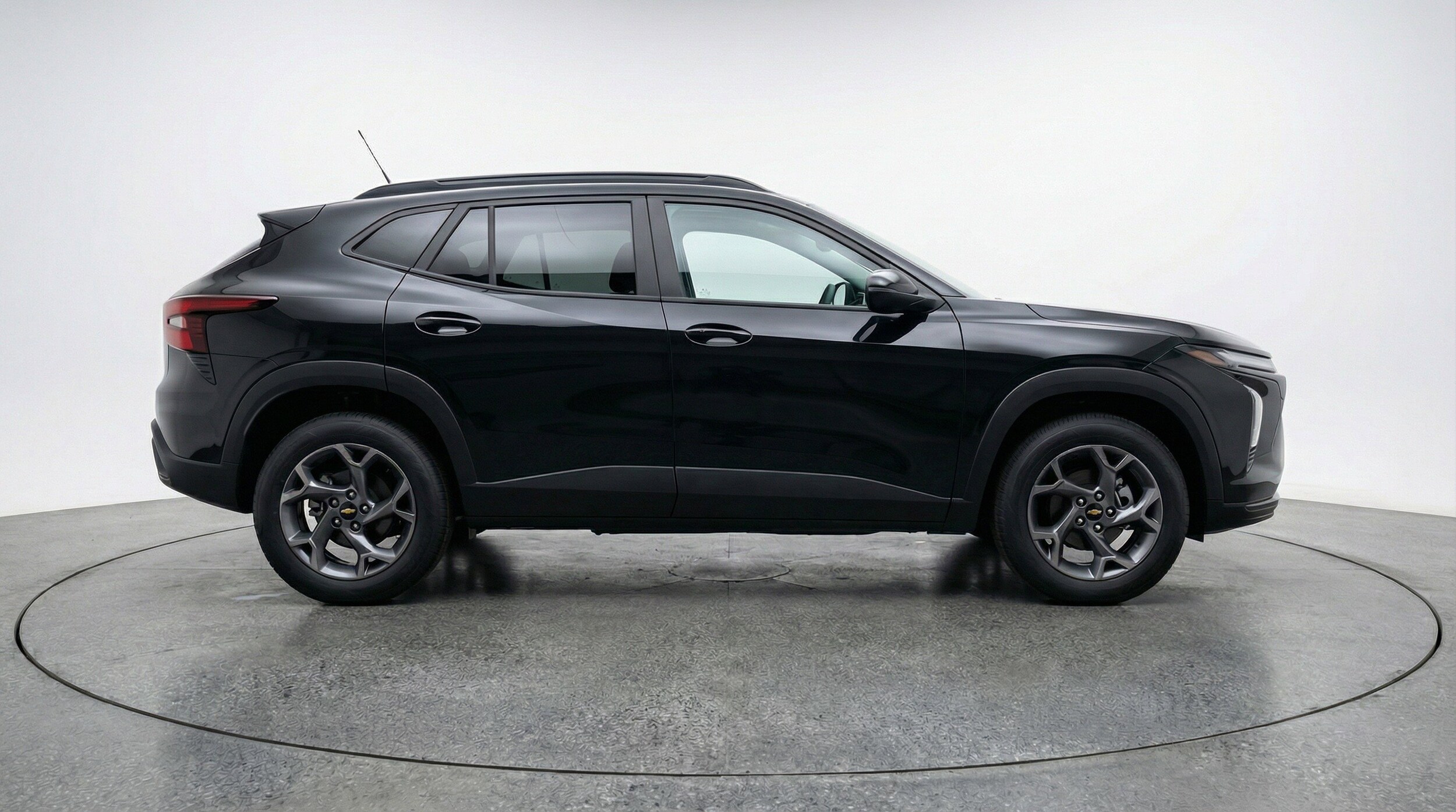 Thumbnail: 2025 Chevrolet Trax - 11