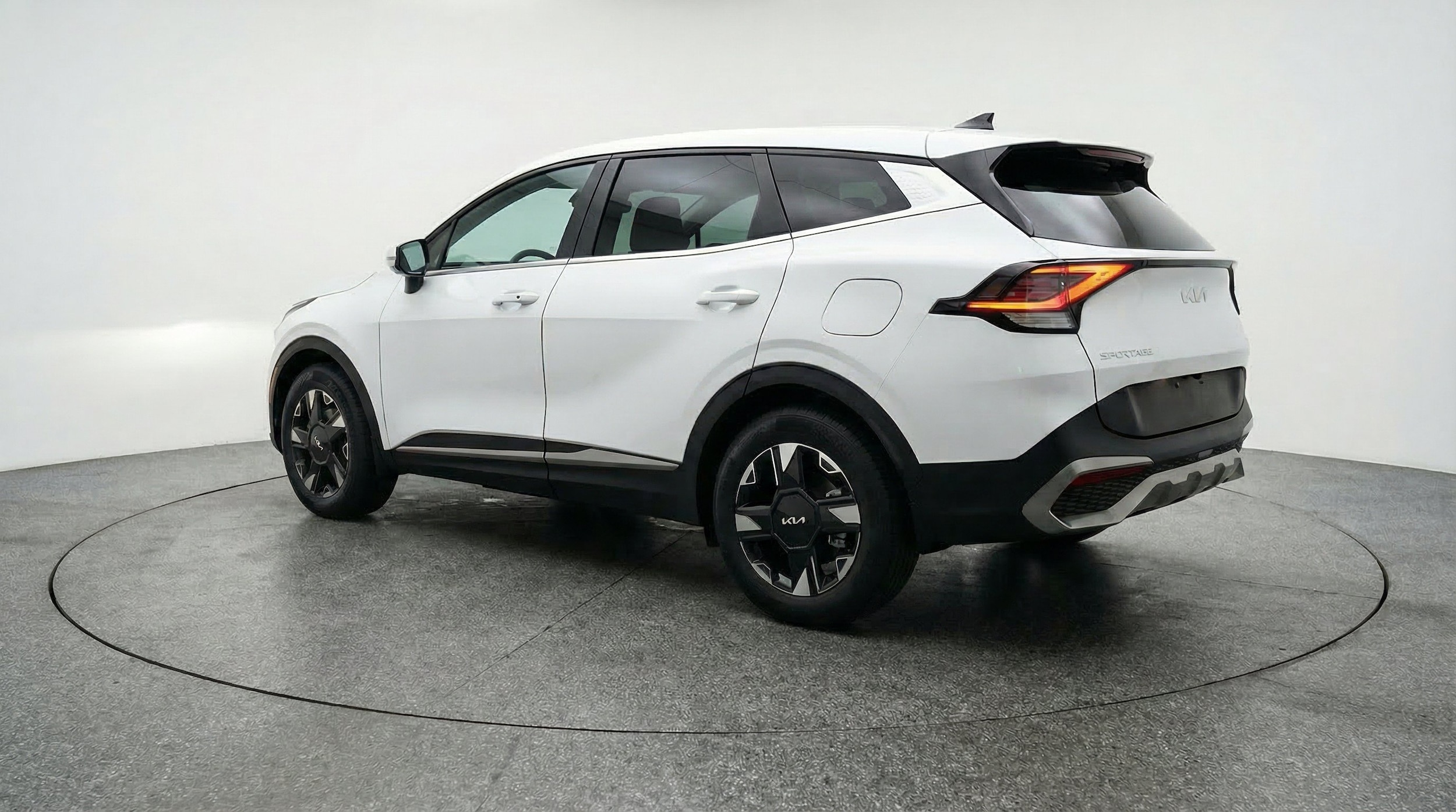 Thumbnail: 2026 Kia Sportage - 6