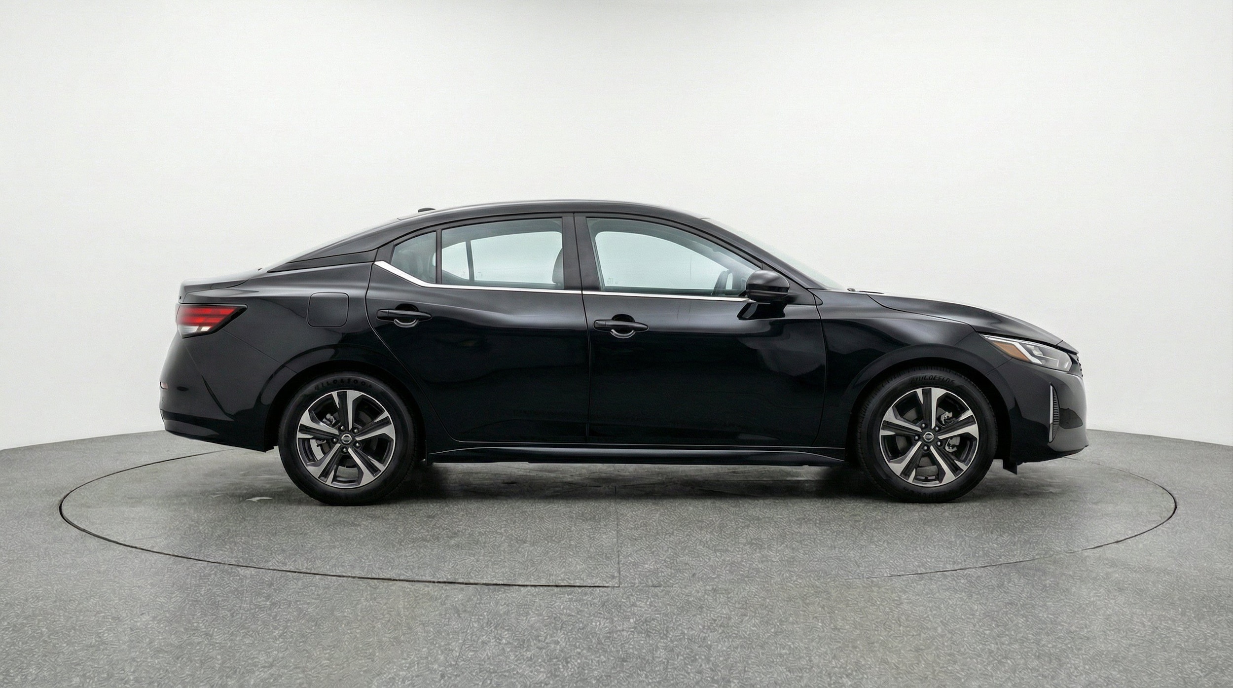 Thumbnail: 2025 Nissan Sentra - 11