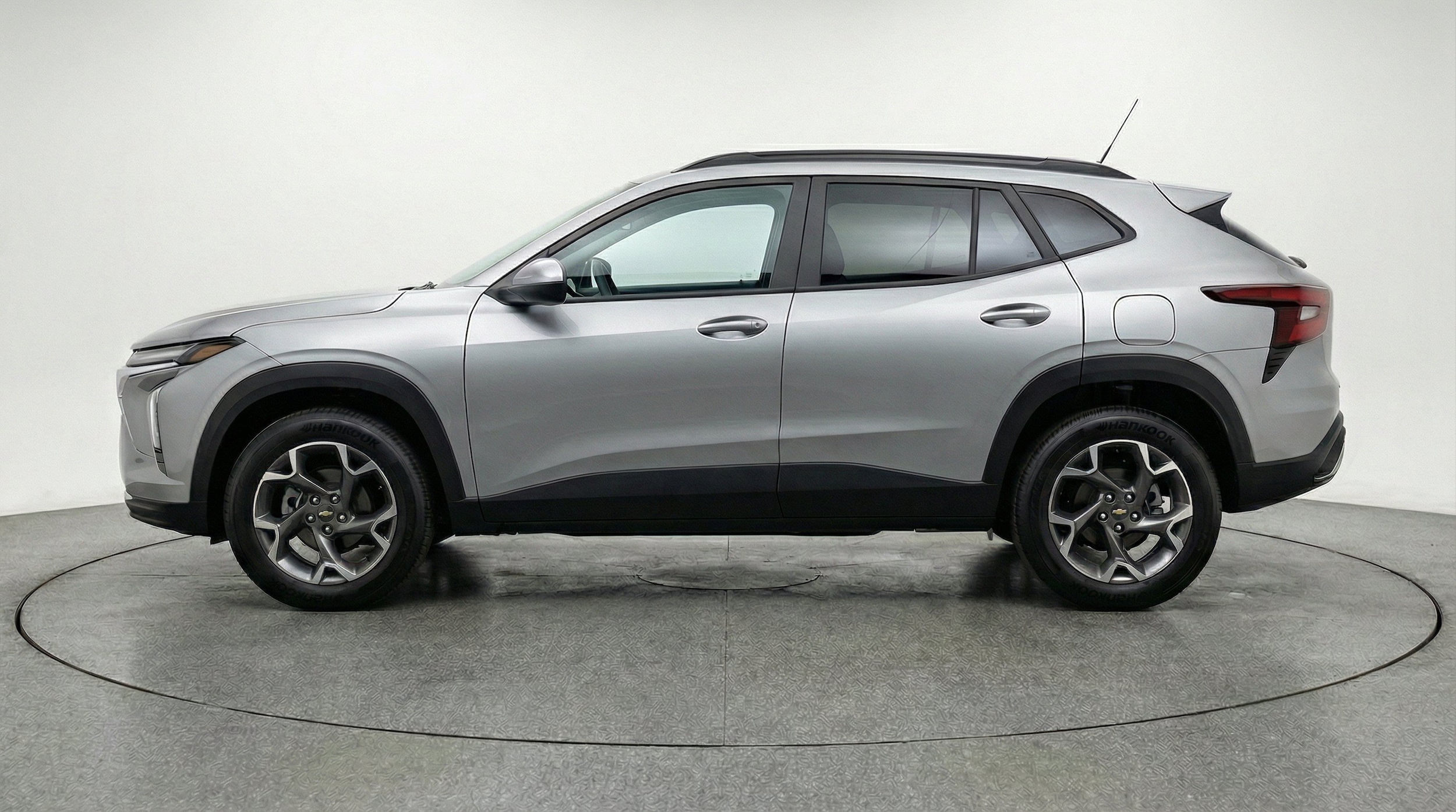 Thumbnail: 2025 Chevrolet Trax - 5