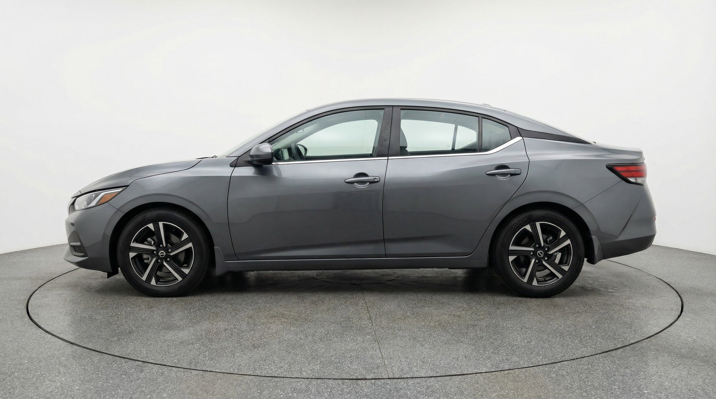 Thumbnail: 2025 Nissan Sentra - 5