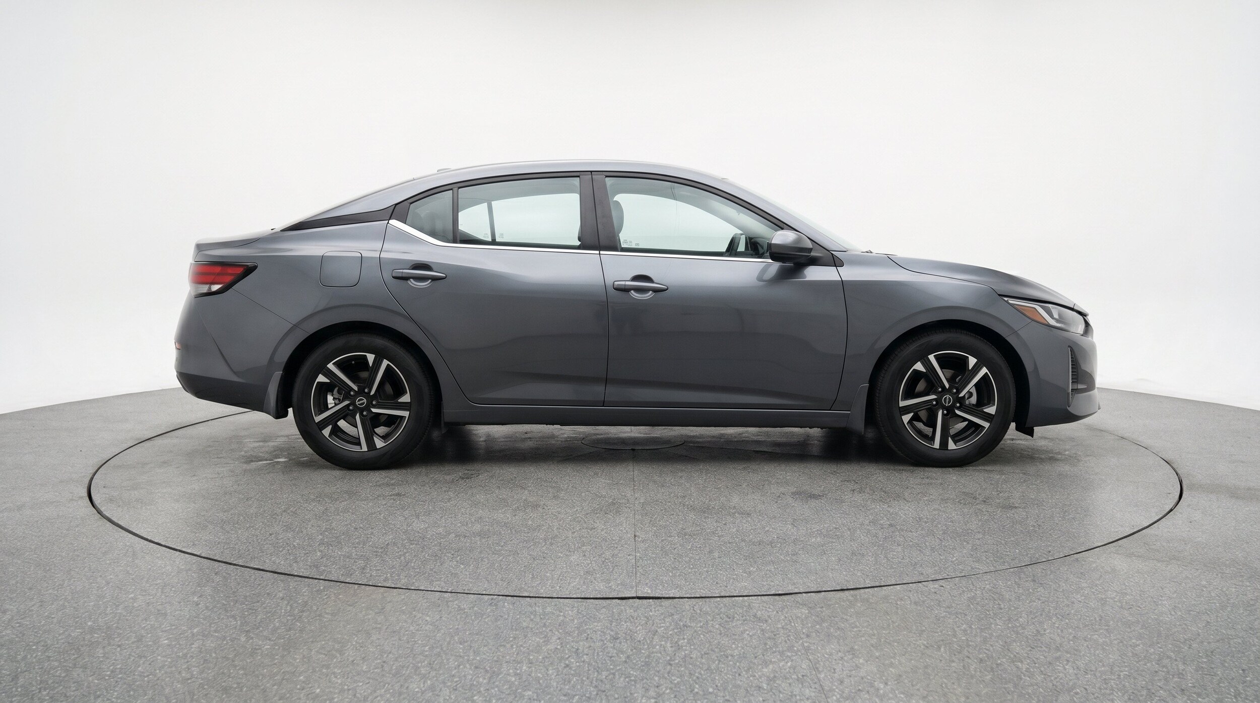 Thumbnail: 2025 Nissan Sentra - 10