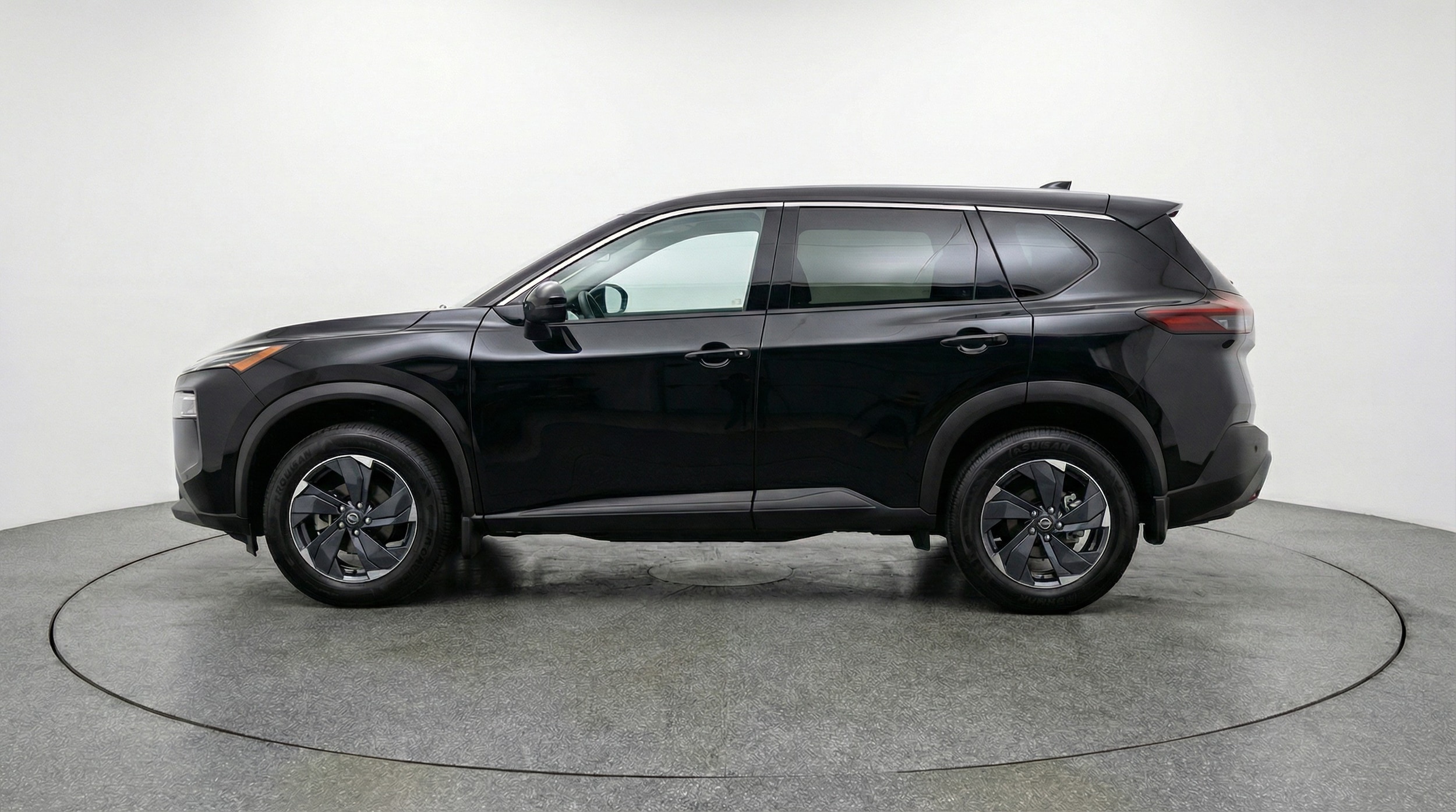 Thumbnail: 2025 Nissan Rogue - 4