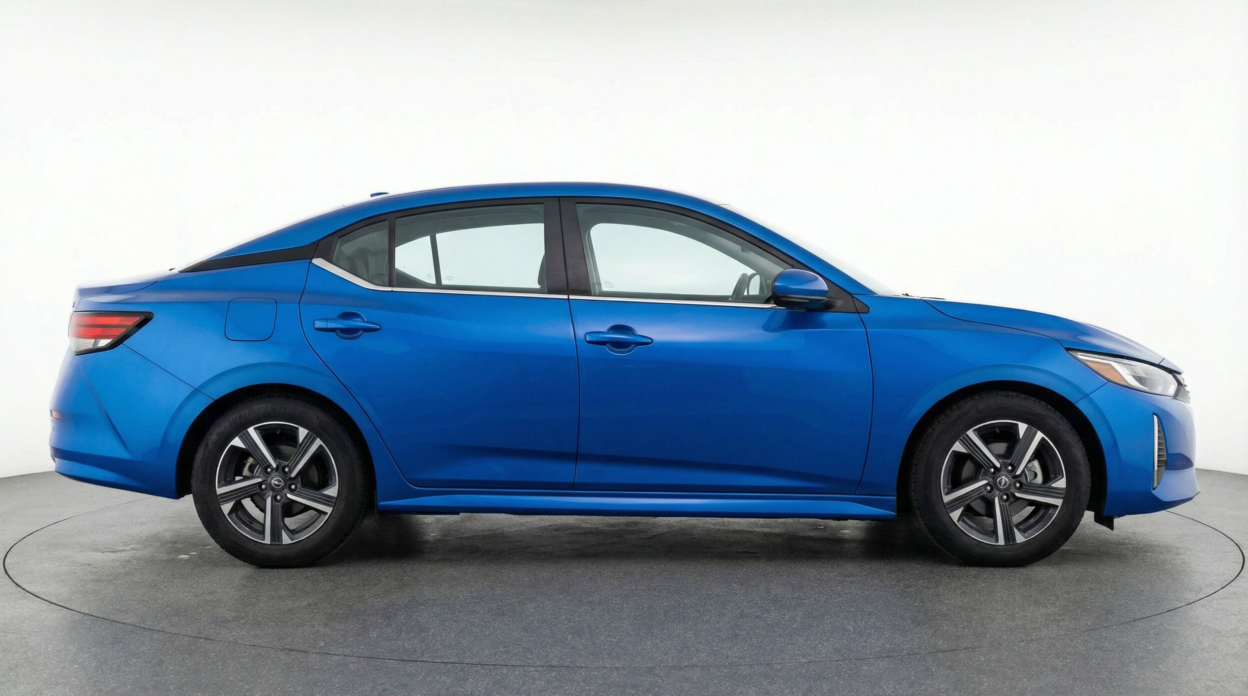 Thumbnail: 2025 Nissan Sentra - 11